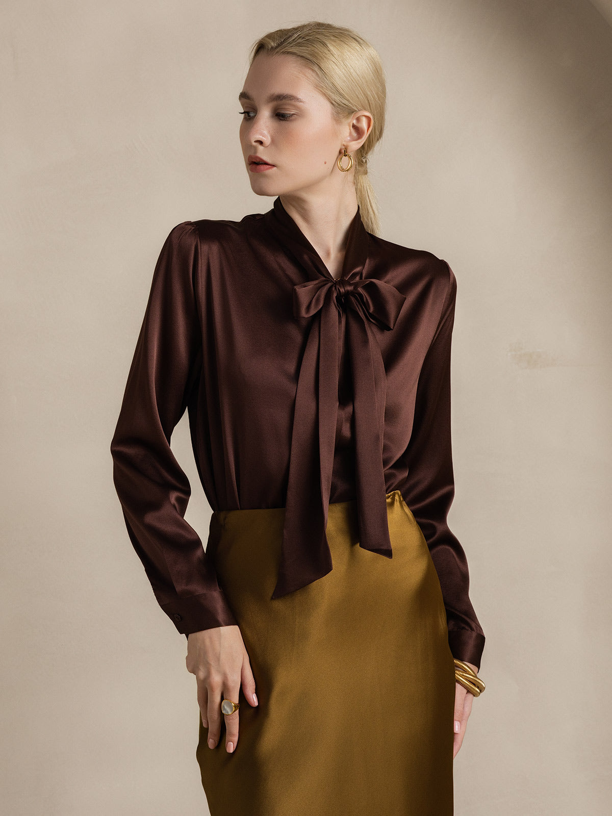 [قهوة] SilkSilky-SA 19Momme الحرير الأكمام الطويلة Blouse 001