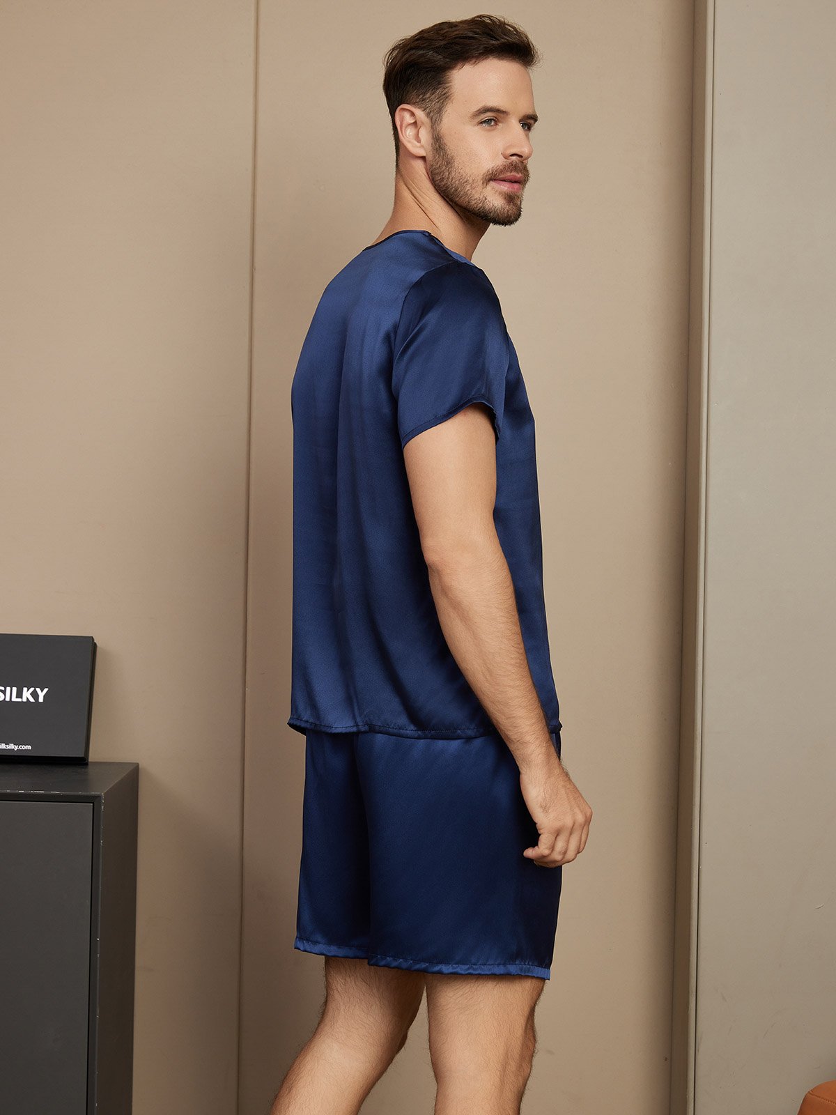 [أزرق غامق] SilkSilky-SA Short Sleeve Round Neck بيجامة رجالية 002