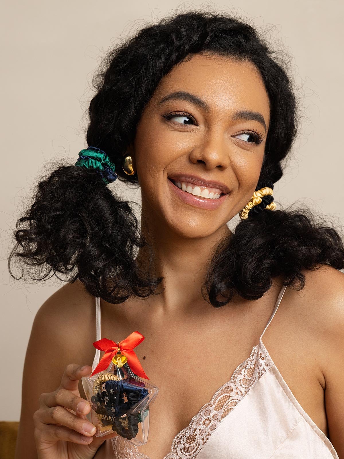 [مجموعة1] SilkSilky-SA Scrunchie 002