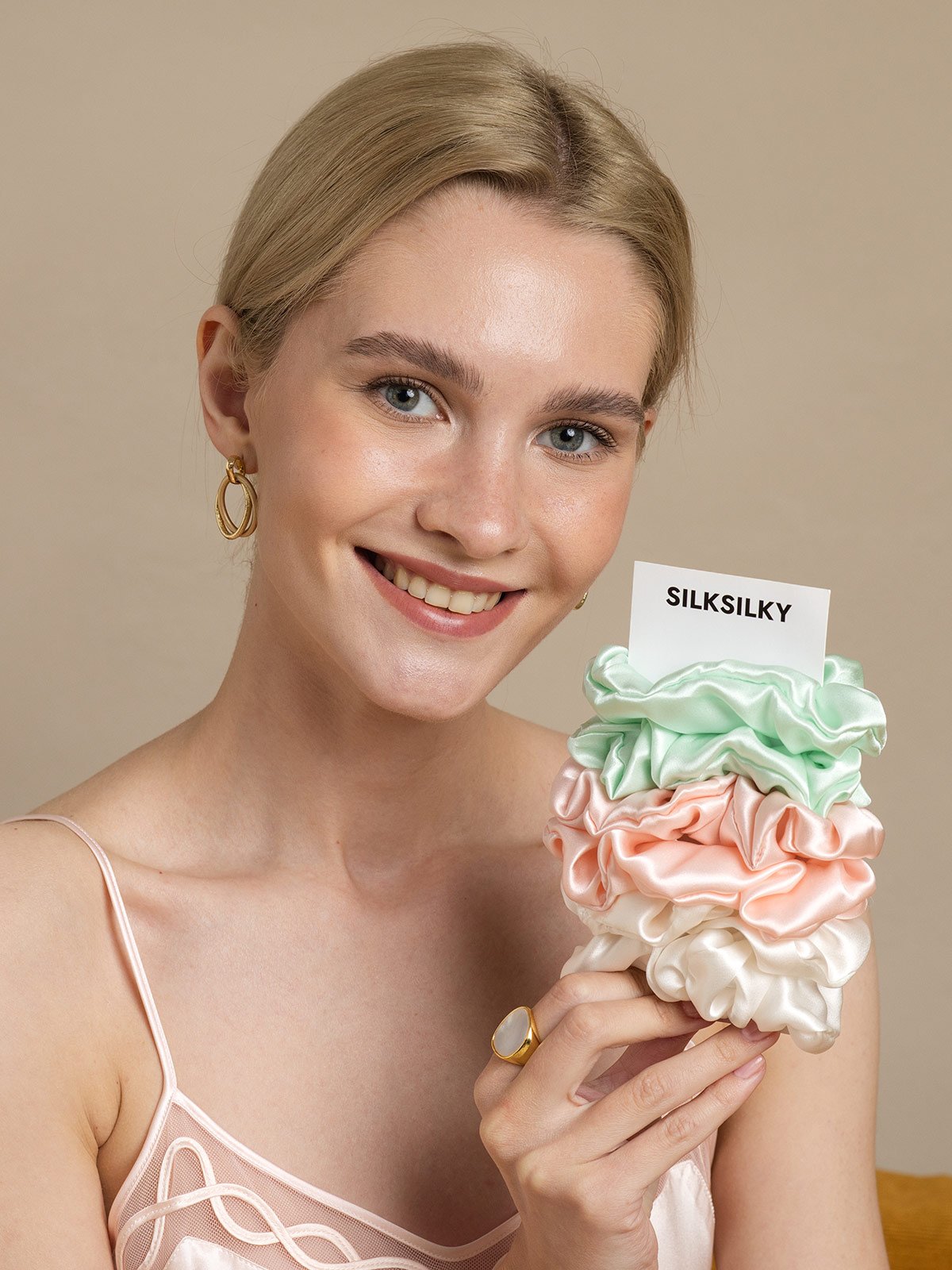 [مجموعة2] SilkSilky-SA Scrunchie 003