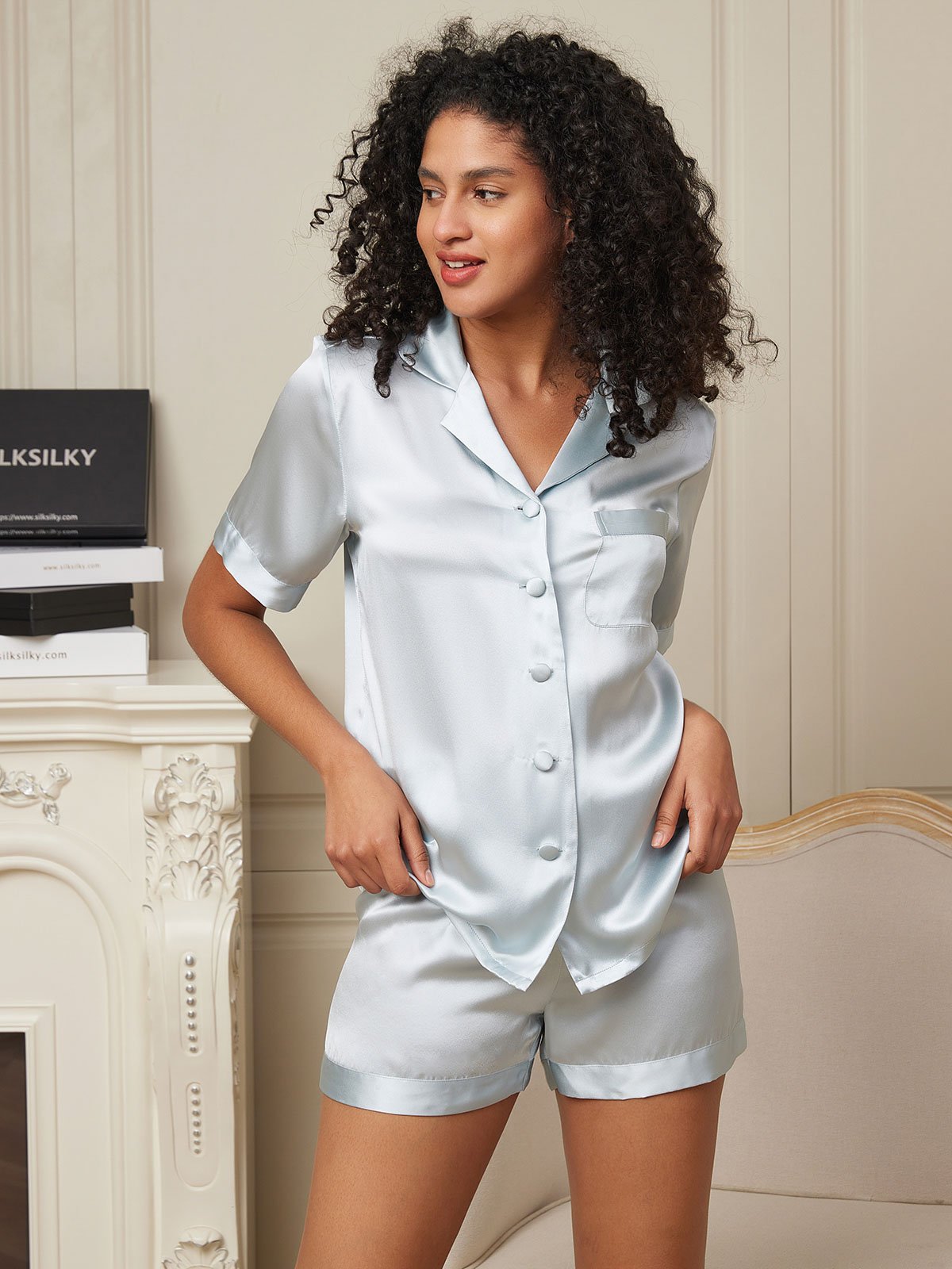 [أزرقفاتح] SilkSilky-SA الحرير الخالص الأكمام القصيرة Womens Pajamas 003