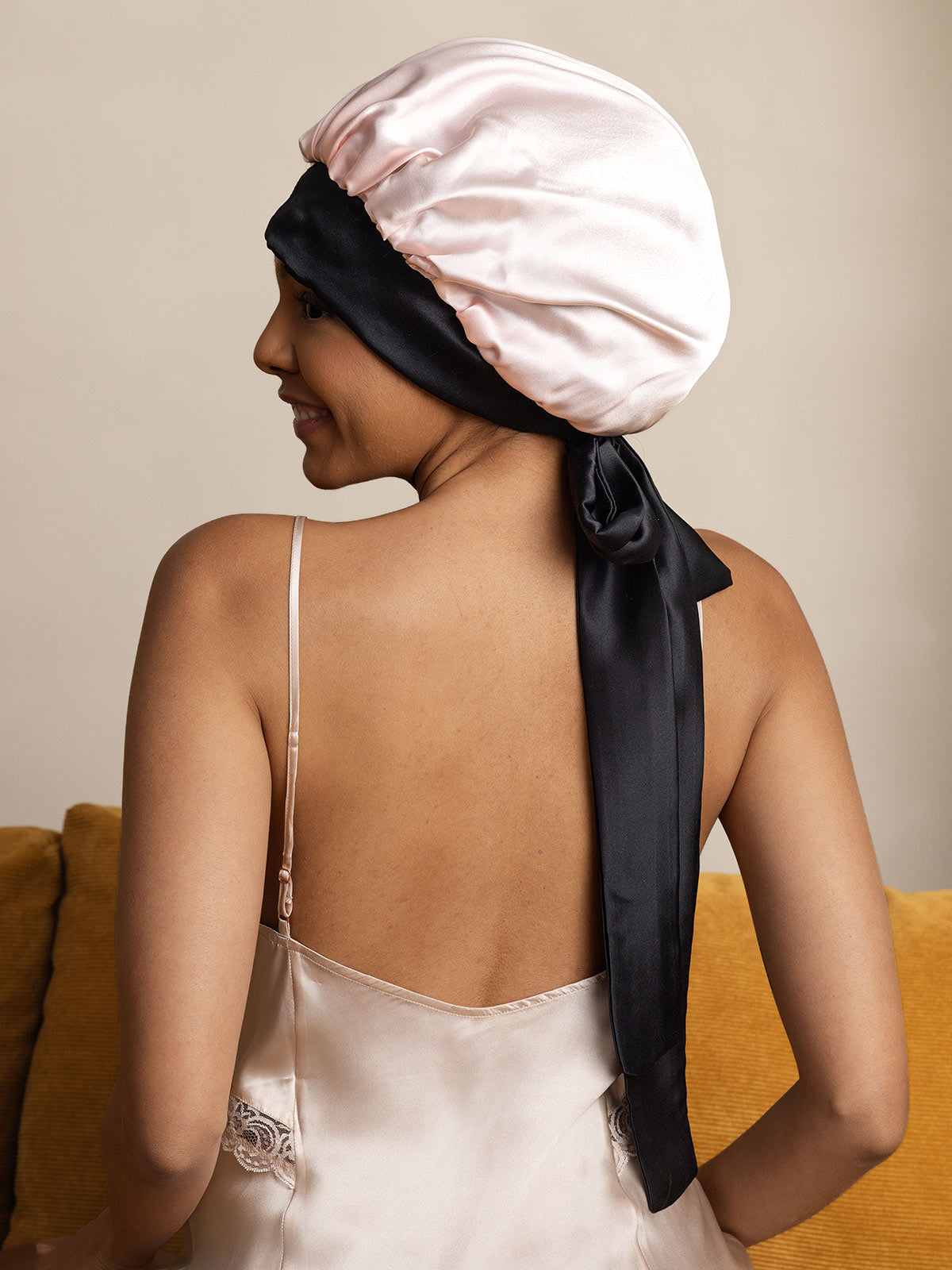 [لون القرنفل] SilkSilky-SA الحرير الخالص Sleep Cap 005