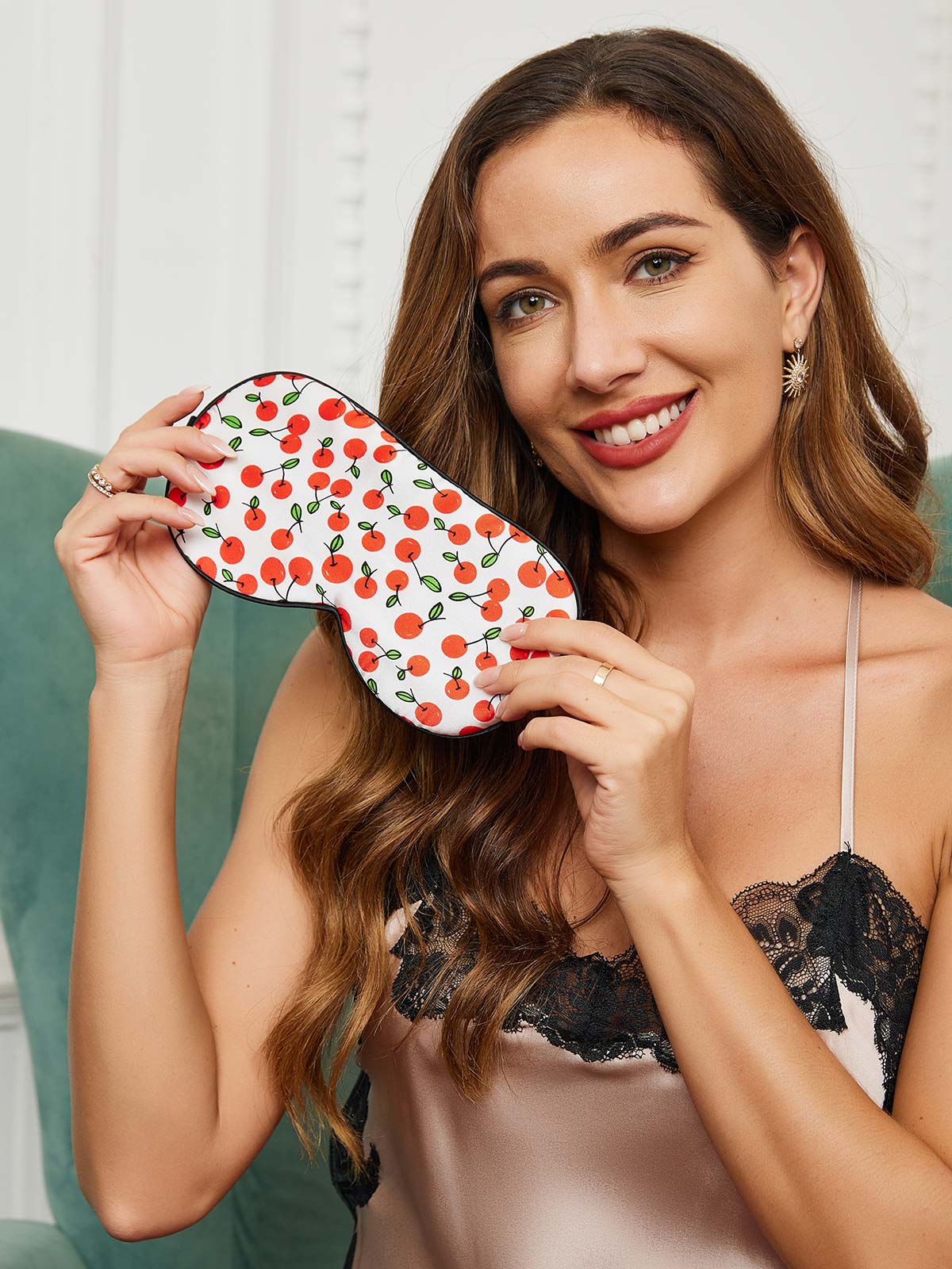 [وردة حمراء] SilkSilky-SA 19Momme Eye Mask 001