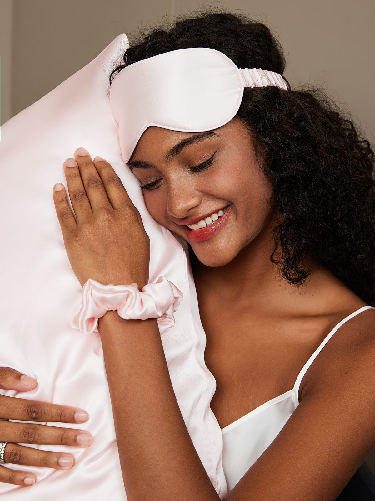 [لون القرنفل] SilkSilky-SA 19Momme الحرير الخالص Pillowcase Set 001