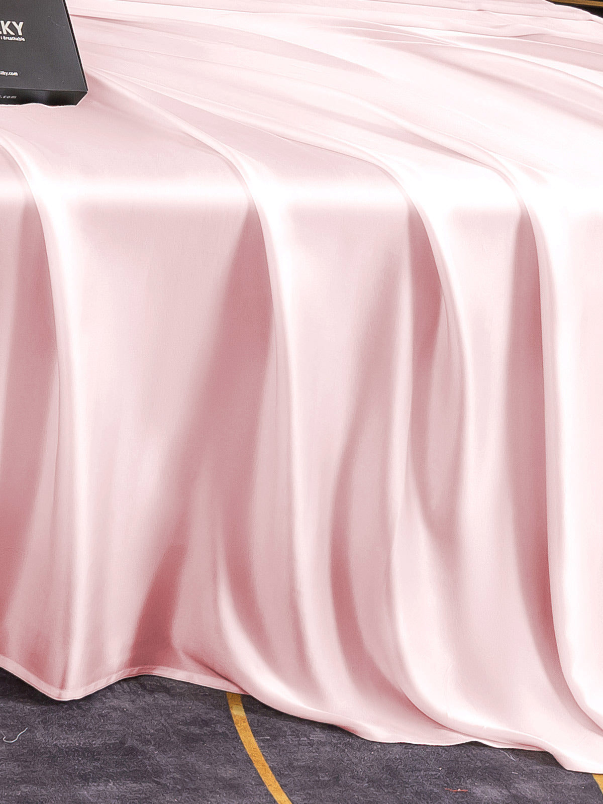 [لون القرنفل] SilkSilky-SA 25Momme الحرير الخالص Sheet 004