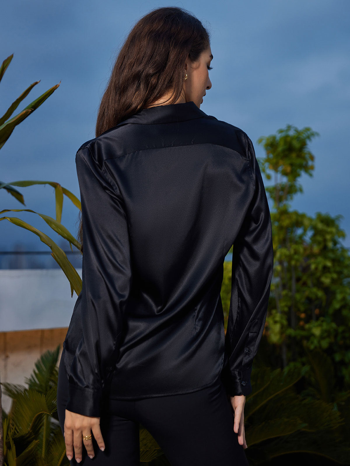 [أسود] SilkSilky-SA الحرير الأكمام الطويلة Lapel Collar بلايز نسائية 002