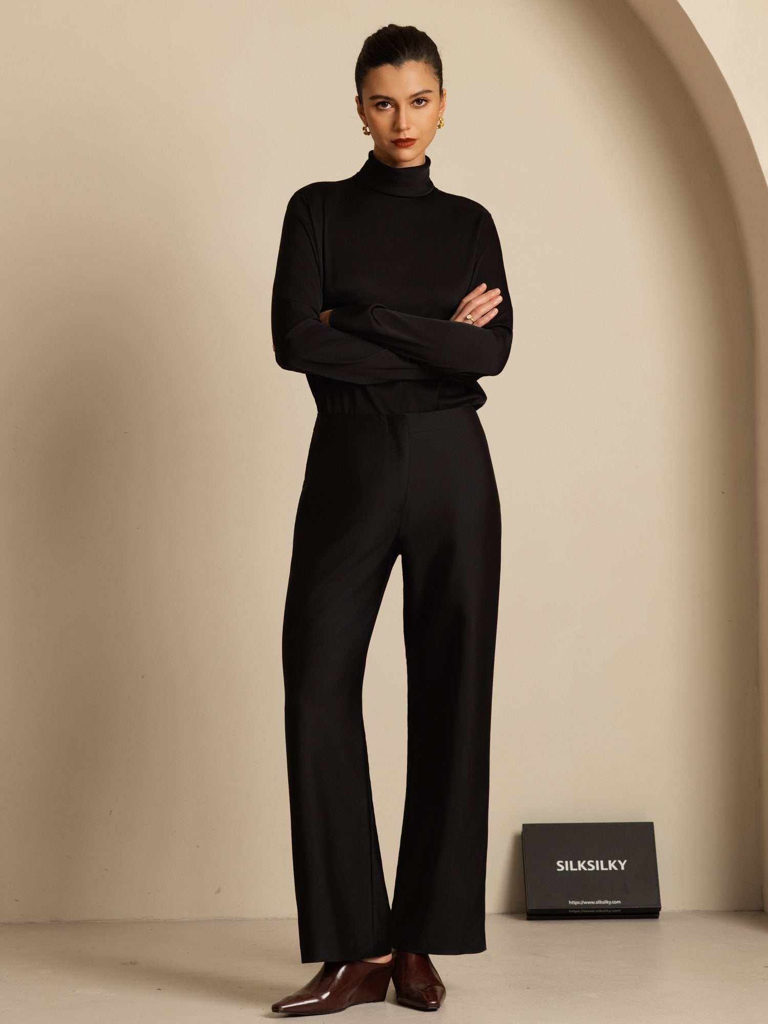 [أسود] SilkSilky-SA 19Momme الحرير الأكمام الطويلة ياقة مدورة تي شيرت نسائية 006