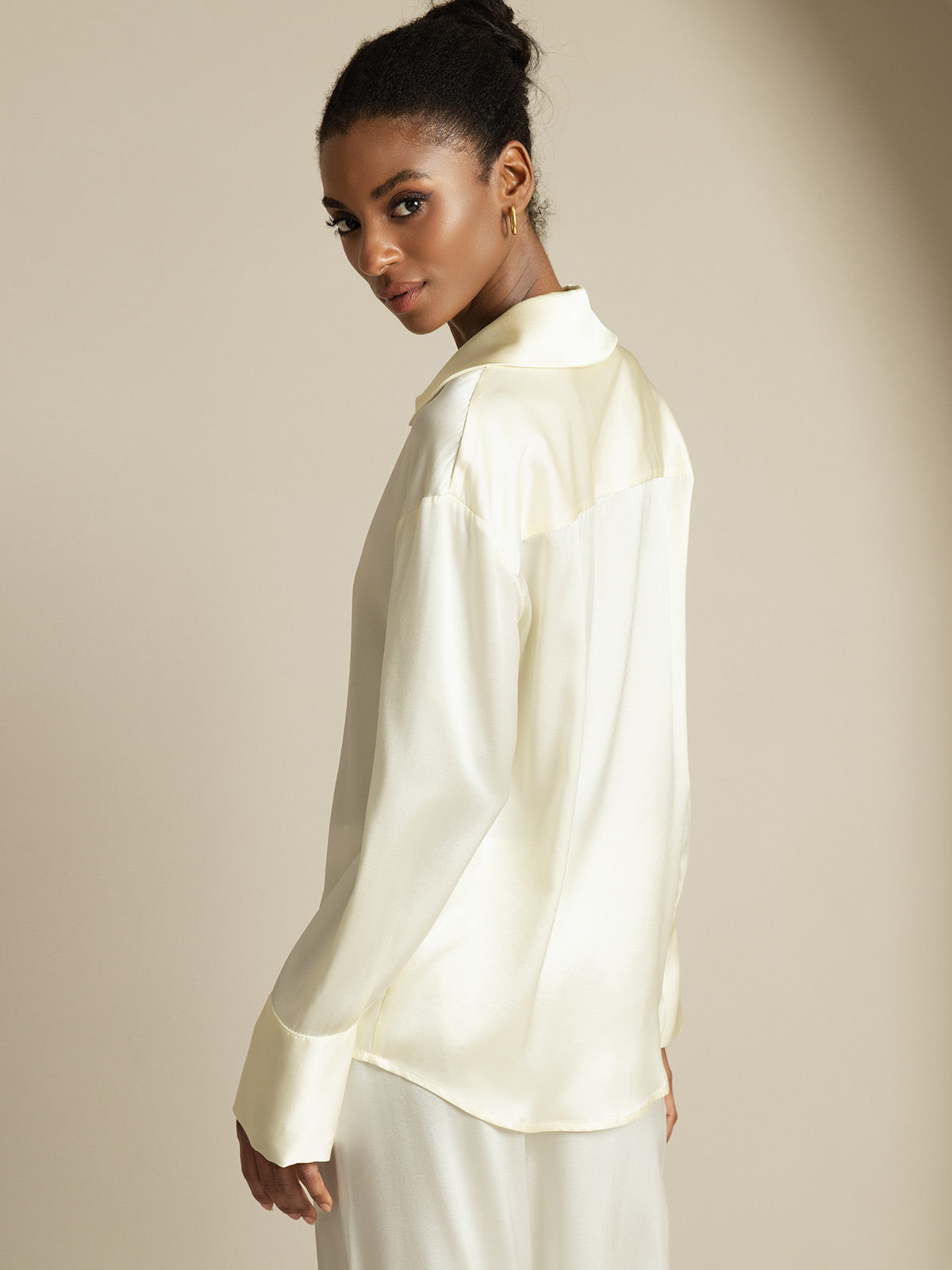 [عاج] SilkSilky-SA 19Momme الحرير Notch Collar بلايز نسائية 002