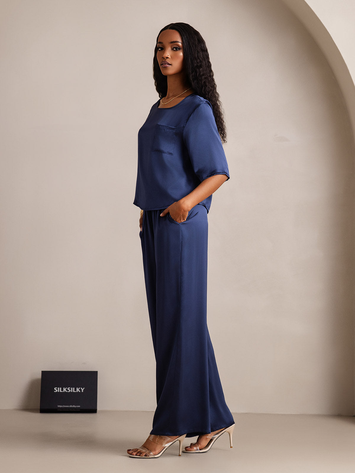 [أزرق غامق] SilkSilky-SA الحرير الخالص رقبة مستديرة طقم بيجامة نسائي 004