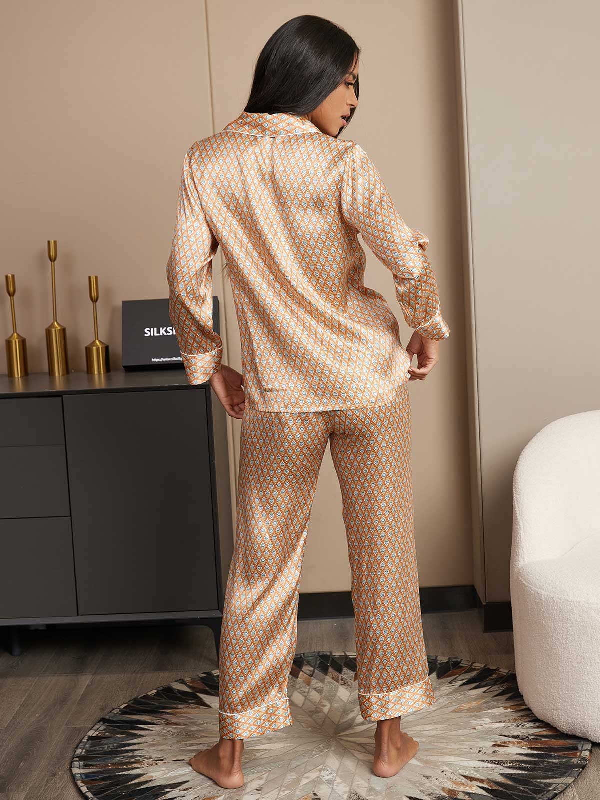 [متعدد] SilkSilky-SA الحرير الخالص الأكمام الطويلة Womens Pajamas 002