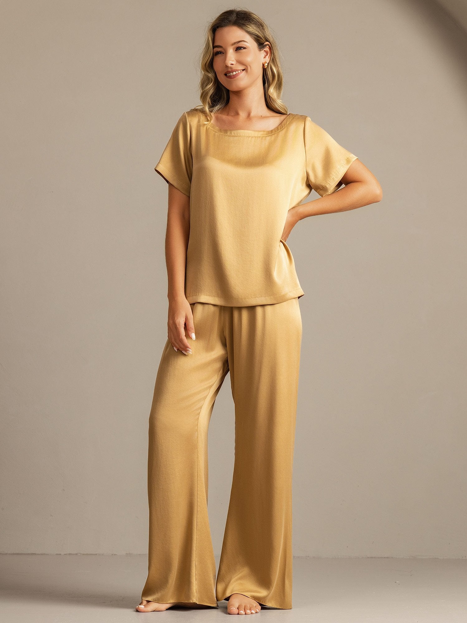 [تان(بنيفاتح)] SilkSilky-SA 19Momme الحرير Womens Pajamas 003