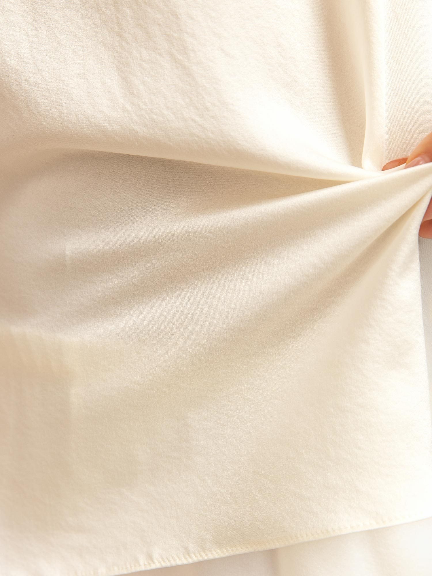 [أبيض] SilkSilky-SA 19Momme الحرير بدون أكمام رقبة مستديرة مجموعة قميص قصير 005