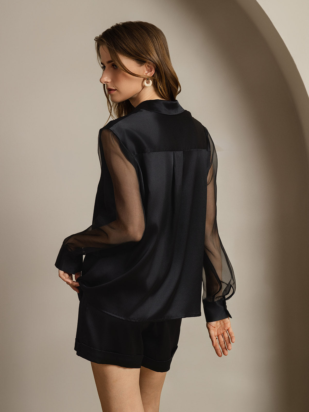 [أسود] SilkSilky-SA 19Momme الحرير Lapel Collar بلايز نسائية 002
