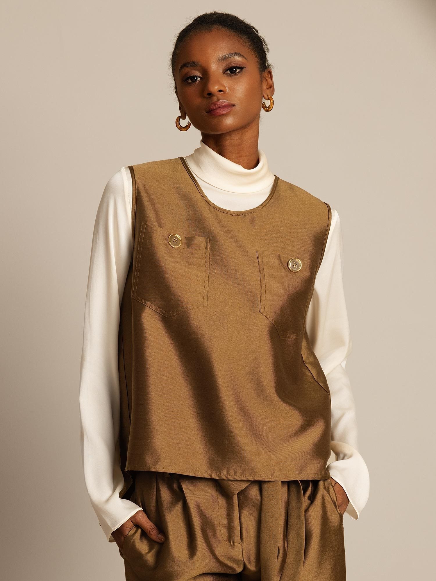 [برونزي] SilkSilky-SA 32Momme الحرير Womens Vest 001,