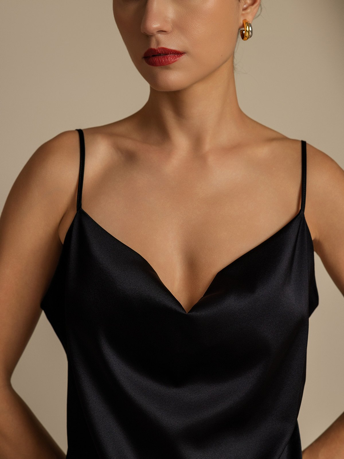 [أسود] SilkSilky-SA 19Momme الحرير فتحة عنق بثنيات ملفوفة Women''s Outfit Sets 004,