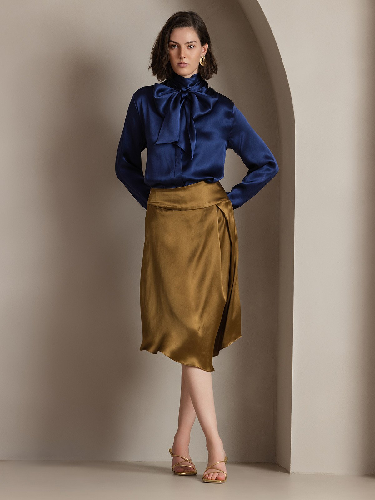 [أزرق غامق] SilkSilky-SA 19Momme الحرير الأكمام الطويلة تعادل الرقبة بلوزة 004