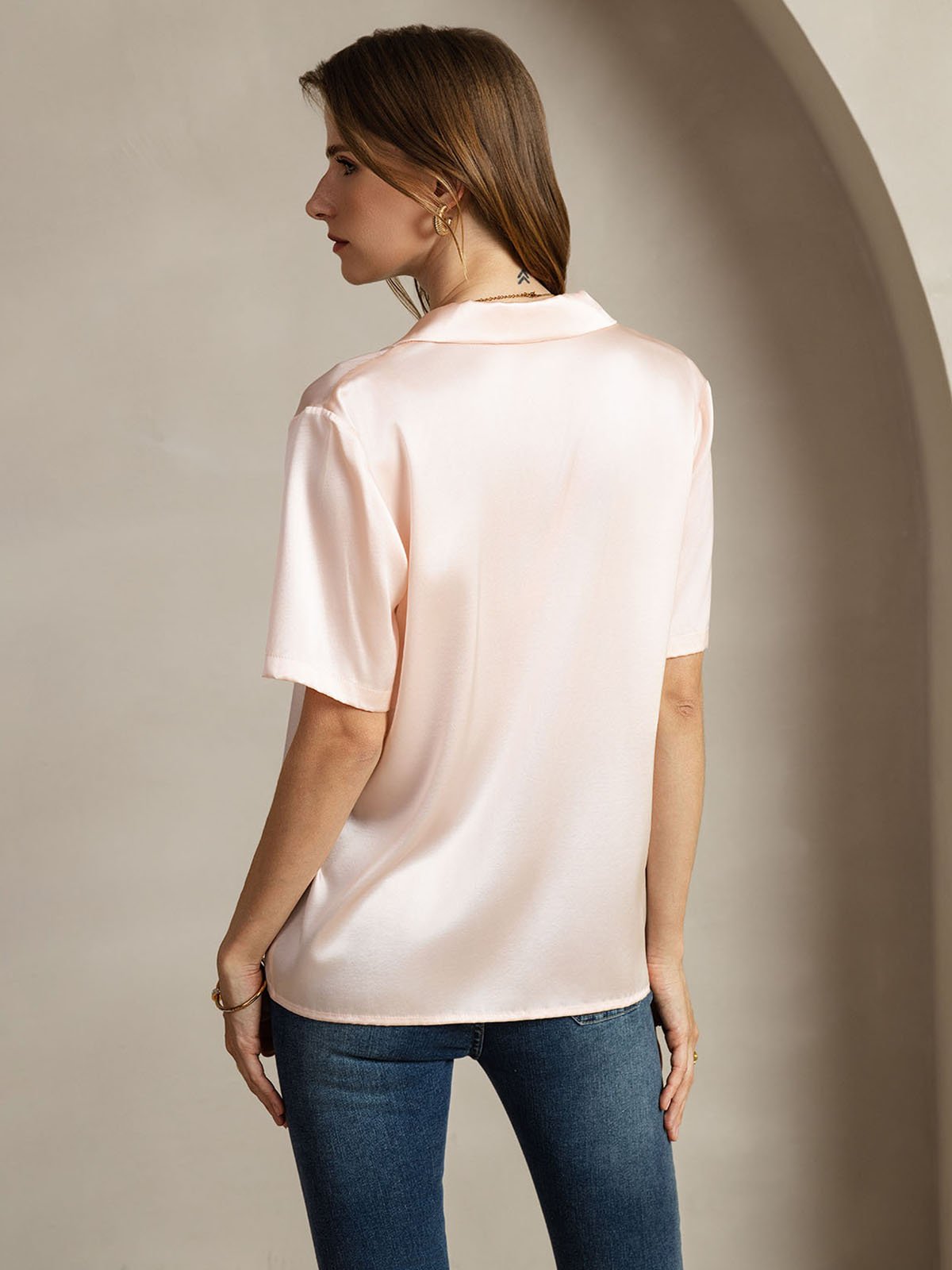 [لون القرنفل] SilkSilky-SA Short Sleeve Notch Collar بلايز نسائية 002