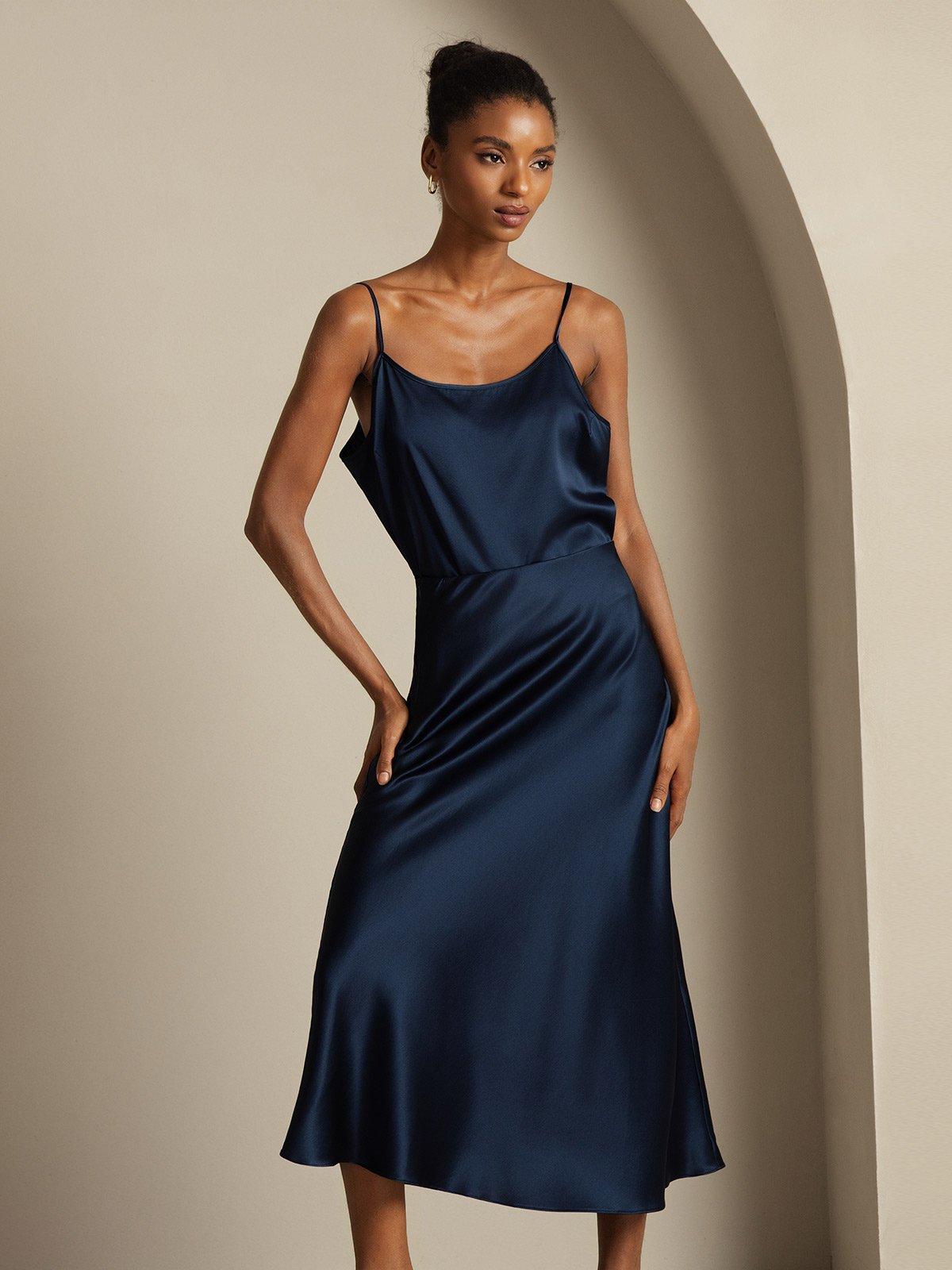 [أزرق غامق] SilkSilky-SA 19Momme الحرير الخالص Womens Outfit Sets 004,