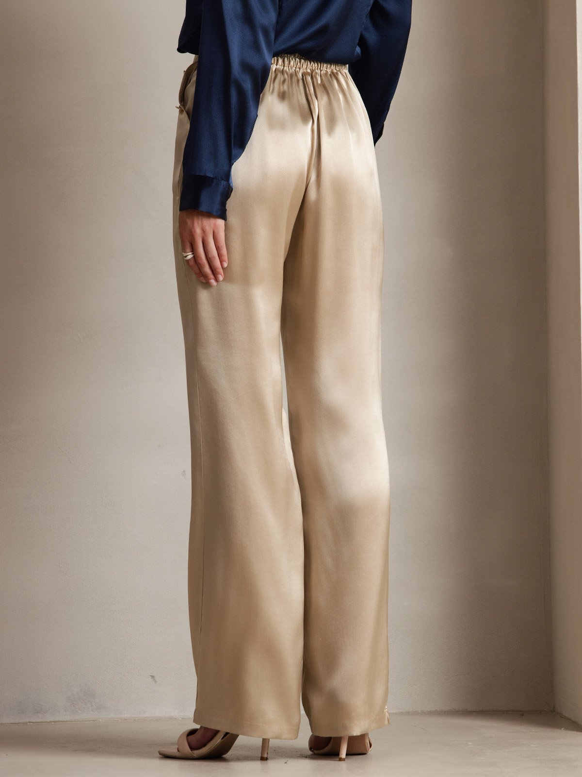 SilkSilky-SA 19Momme الحرير Womens Pants شامبانيا 004