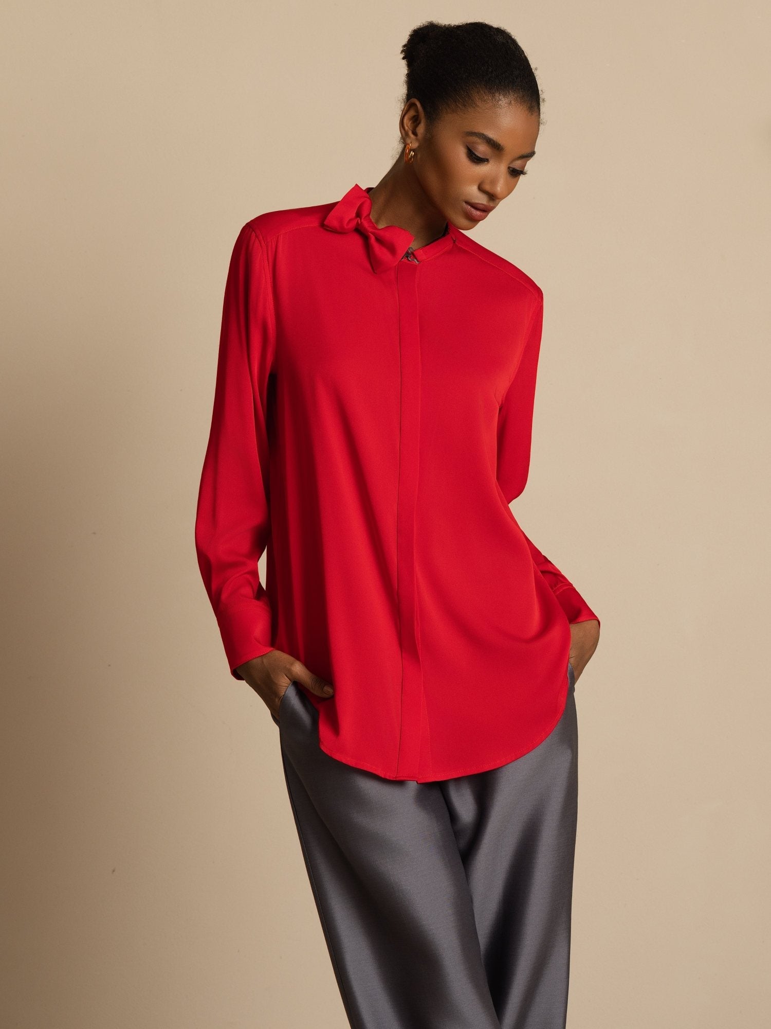 [خمر] SilkSilky-SA 19Momme الحرير الأكمام الطويلة ياقة القاع بلوزة 005