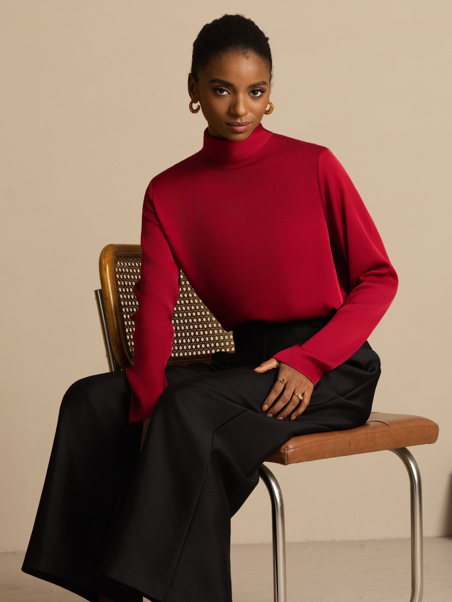 [خمر] SilkSilky-SA 19Momme الحرير الأكمام الطويلة ياقة مدورة تي شيرت نسائية 007