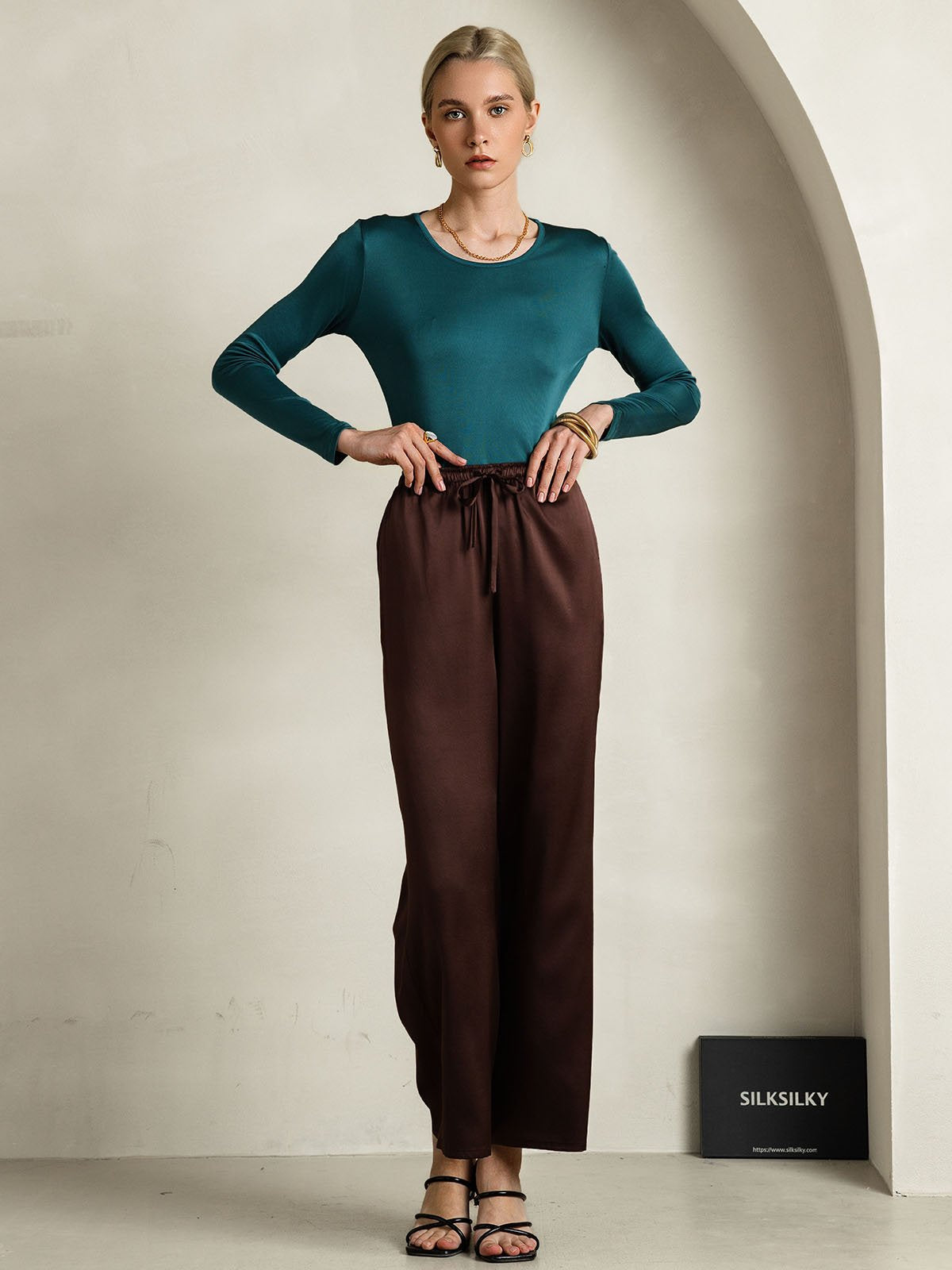 [أخضر غامق] SilkSilky-SA الحرير رقبة مستديرة تي شيرت نسائية 007,