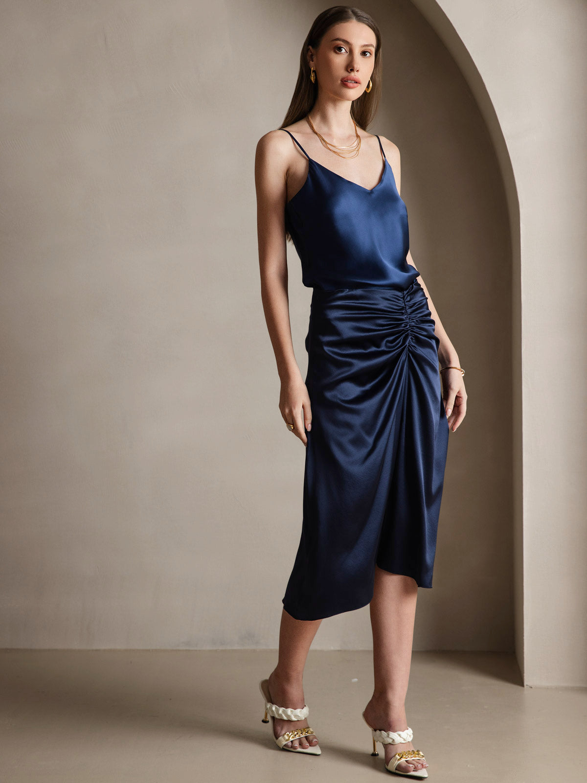 [أزرق غامق] SilkSilky-SA الحرير الخالص رقبة على شكل حرف V كامي 004,