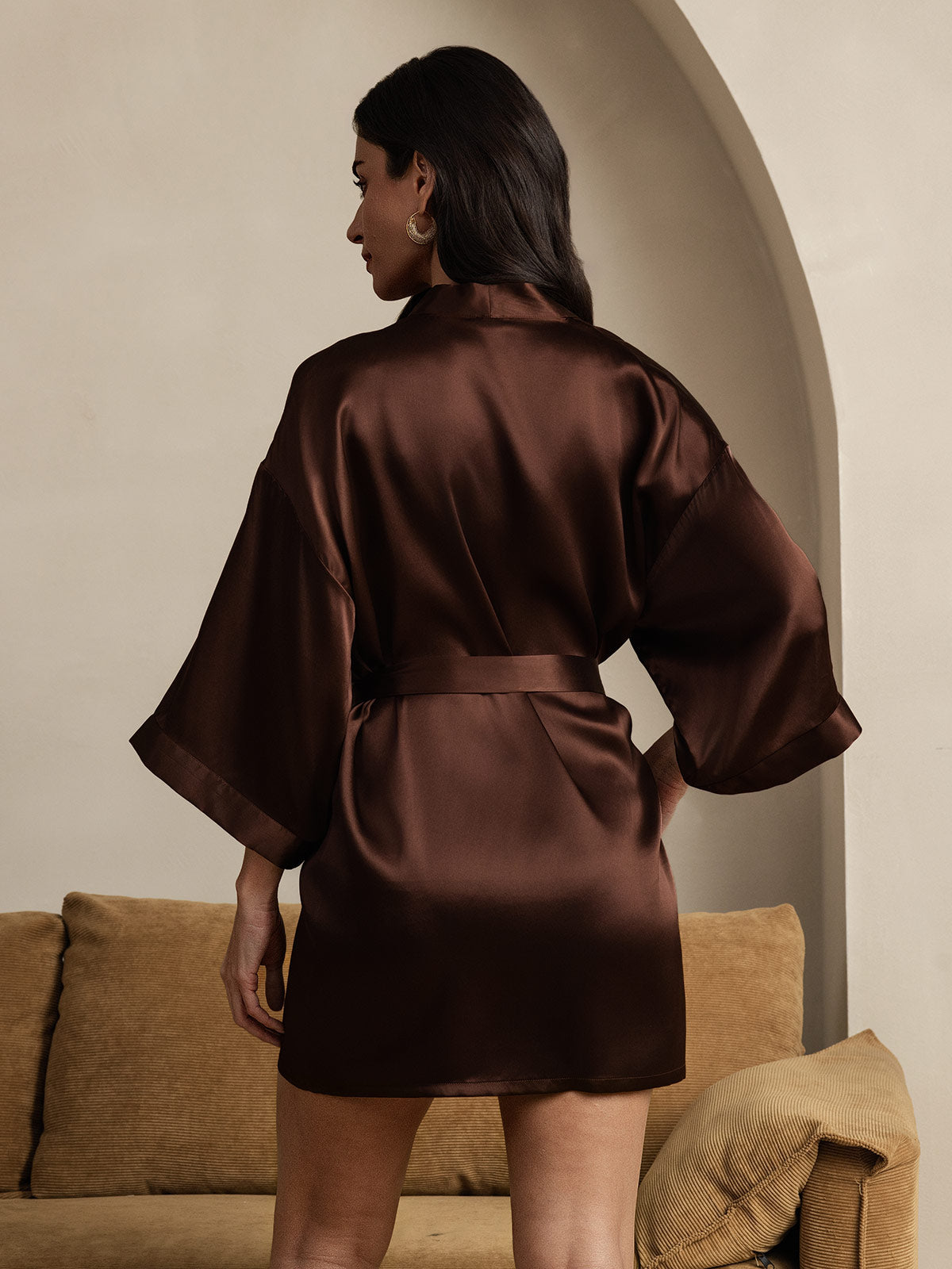 [قهوة] SilkSilky-SA الحرير الخالص نصف الأكمام Womens Robe 002