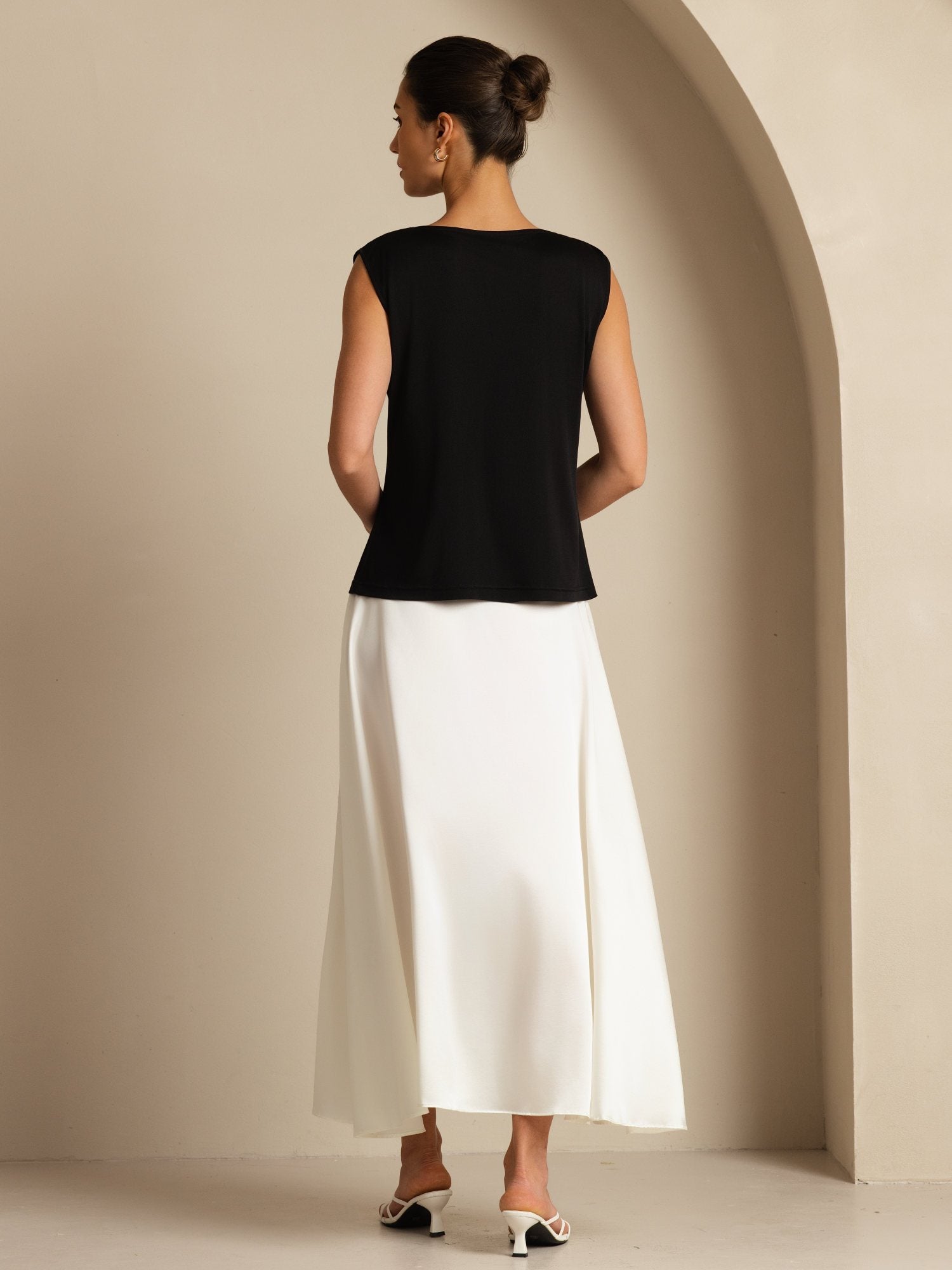 [أسود] SilkSilky-SA بدون أكمام ياقة متدلية تي شيرت نسائية 002