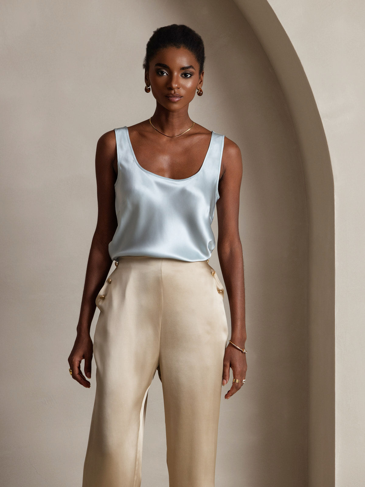 [أزرق فاتح] SilkSilky-SA 19Momme الحرير رقبة على شكل حرف U كامي 003,