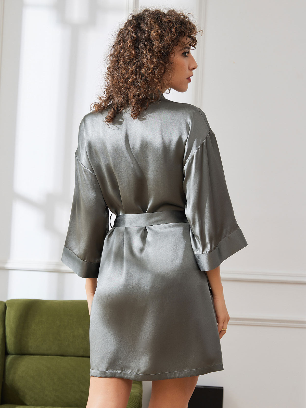 [أخضررمادي] SilkSilky-SA الحرير الخالص نصف الأكمام Womens Robe 002