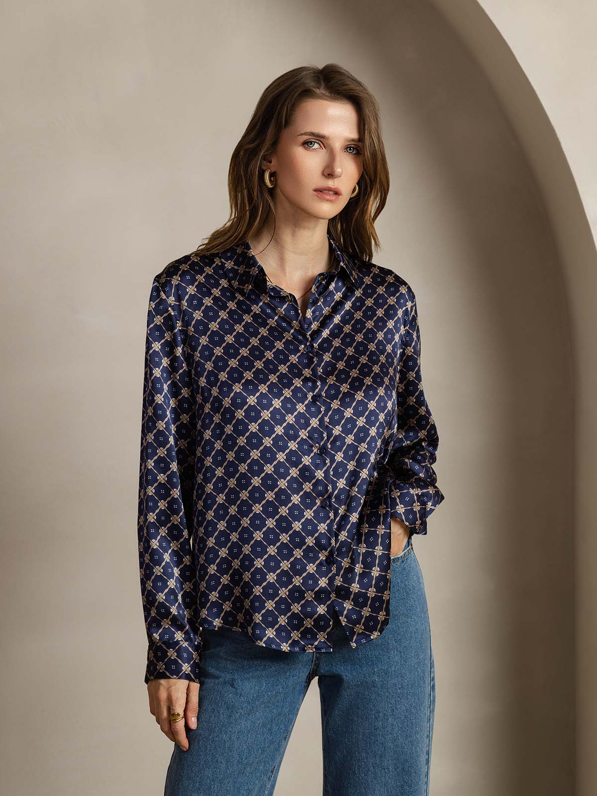 [سلسلة كحلي] SilkSilky-SA الحرير الأكمام الطويلة Lapel Collar بلايز نسائية 001