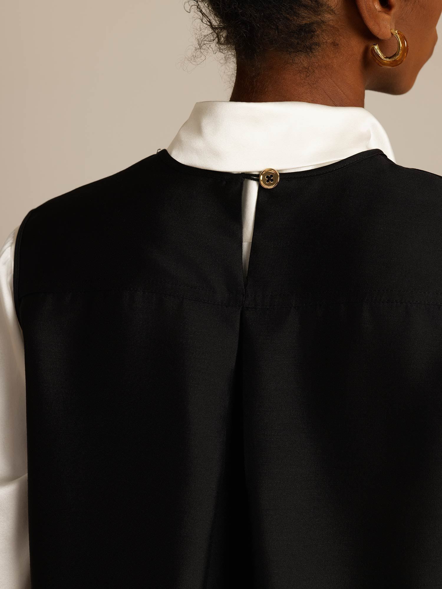 [أسود] SilkSilky-SA 32Momme الحرير Womens Vest 005,