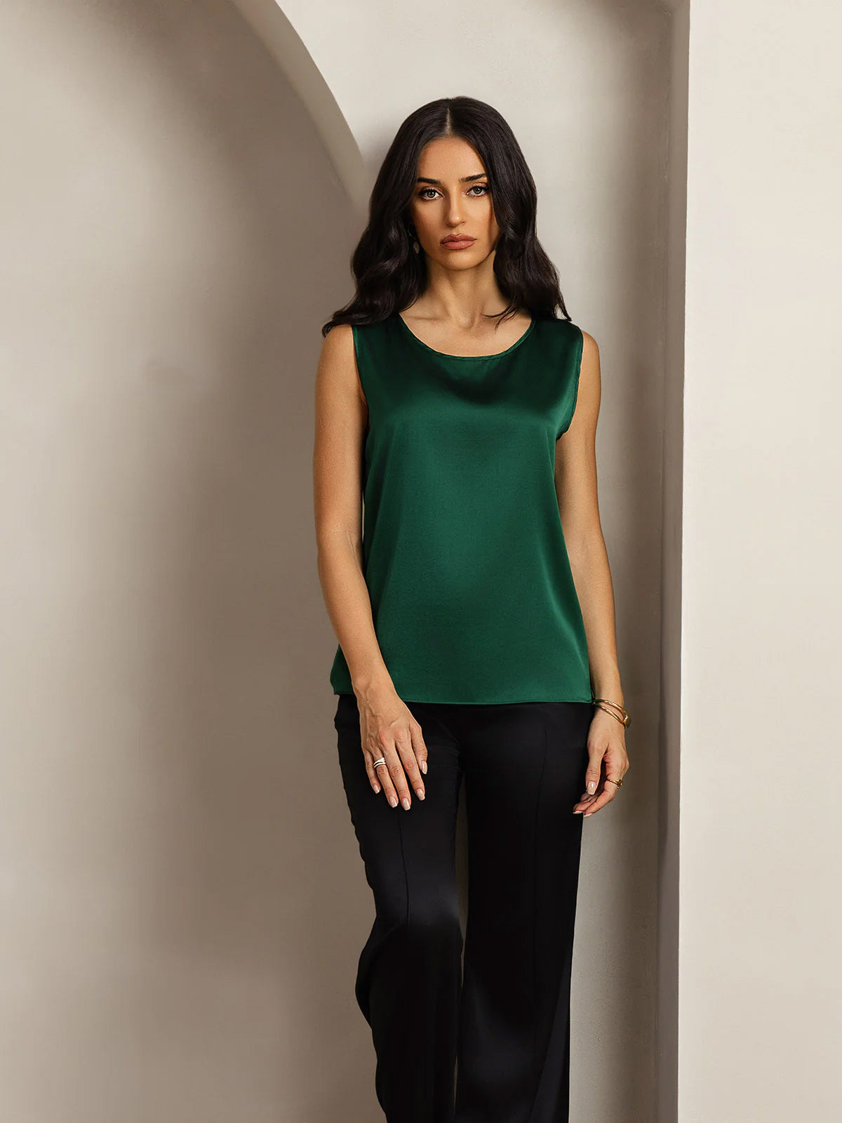 [أخضر غامق] SilkSilky-SA 19Momme الحرير رقبة مستديرة كامي 003,