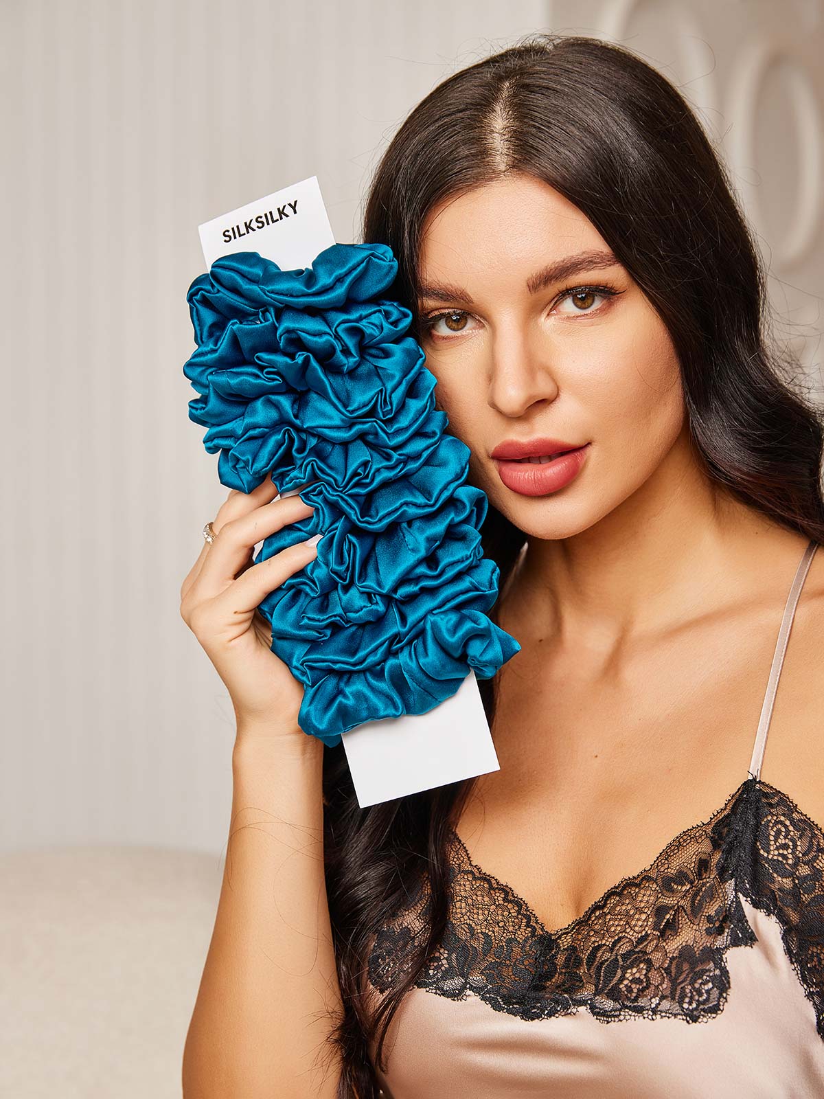 [المياه الخضراء] SilkSilky-SA 19Momme الحرير الخالص Scrunchie 001