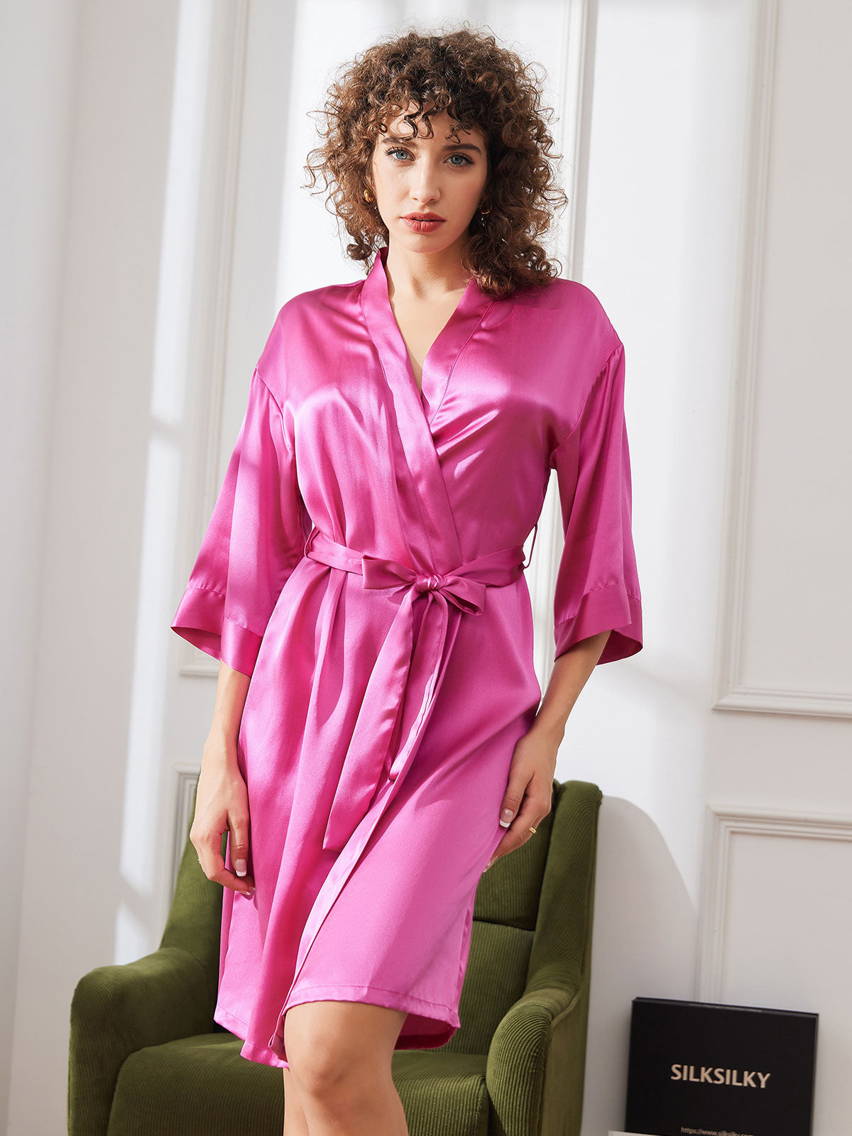 SilkSilky-SA-الحرير-الخالص-نصف-الأكمام-Womens-Robe-وردة-حمراء-003