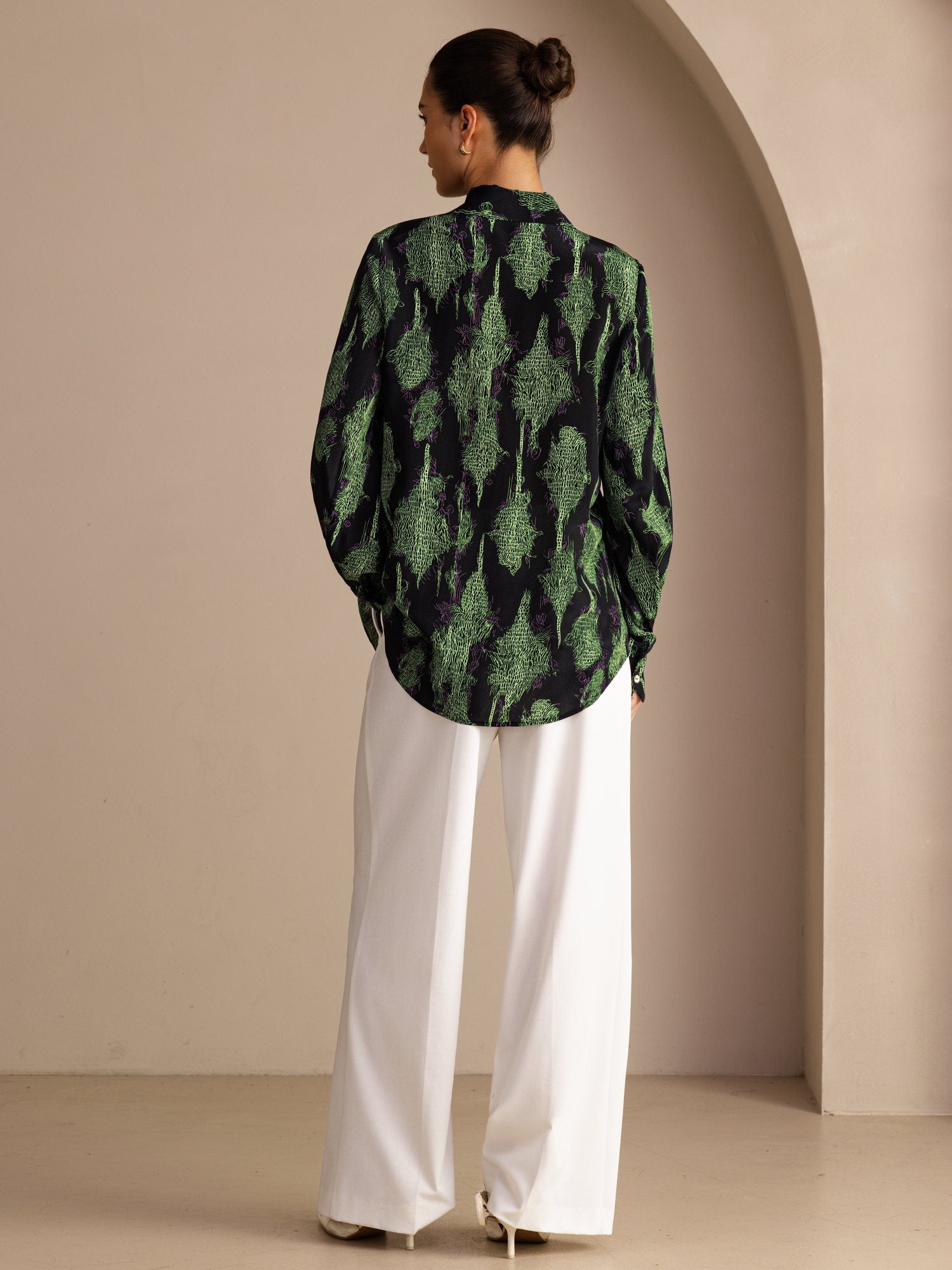 [طحلب أسود] SilkSilky-SA Long Sleeve Lapel Collar بلوزة 002
