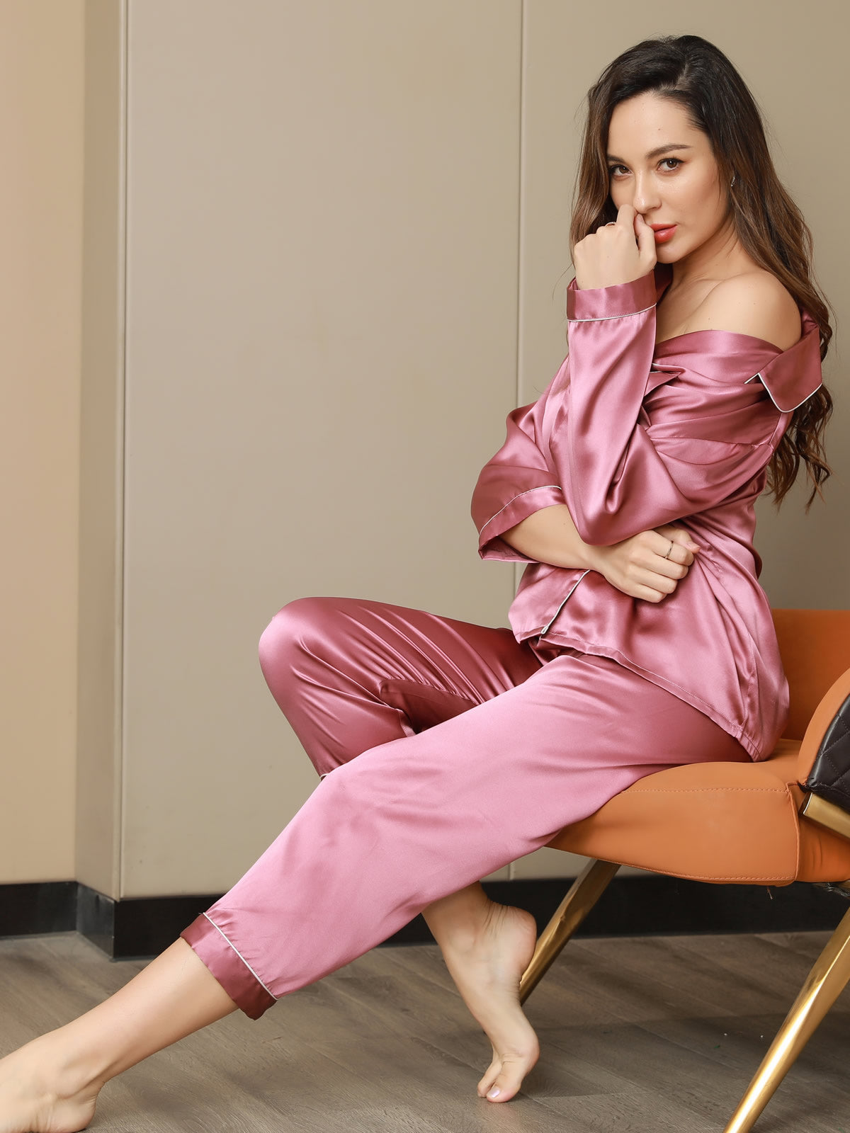 [الوردي الأرجواني] SilkSilky-SA الحرير الخالص Womens Pajamas 001