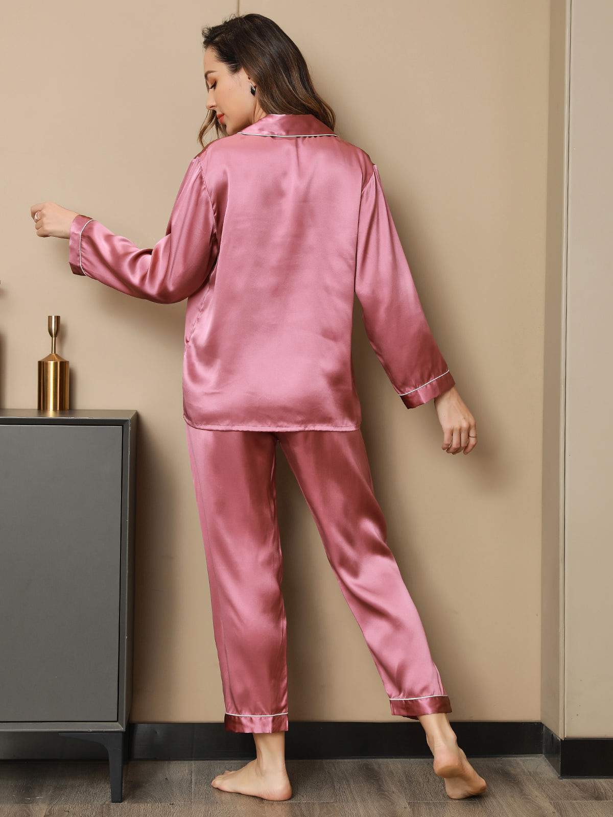 [الوردي الأرجواني] SilkSilky-SA الحرير الخالص Womens Pajamas 002