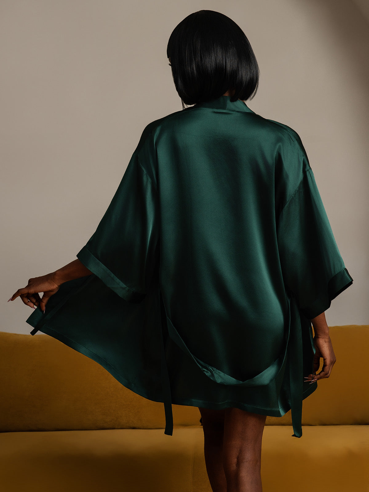 [أخضرغامق] SilkSilky-SA الحرير الخالص نصف الأكمام Womens Robe 002