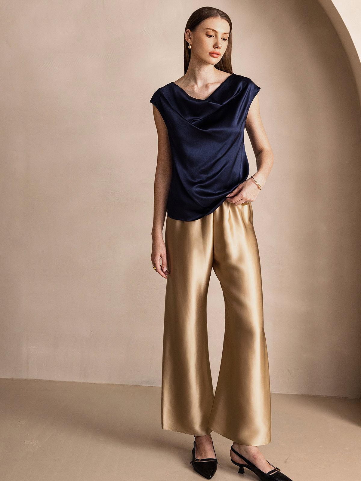 [أزرق غامق] SilkSilky-SA 19Momme الحرير فتحة عنق بثنيات ملفوفة تي شيرت نسائية 007,