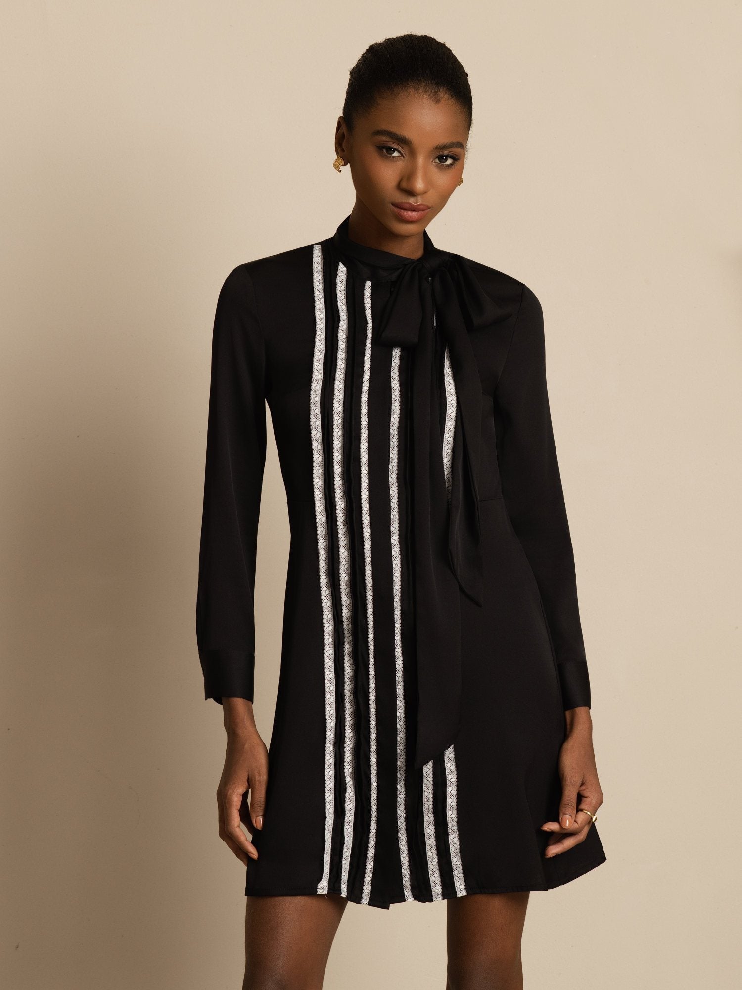 [أسود] SilkSilky-SA 19Momme الحرير الأكمام الطويلة ياقة قابلة للربط فساتين نسائية 003