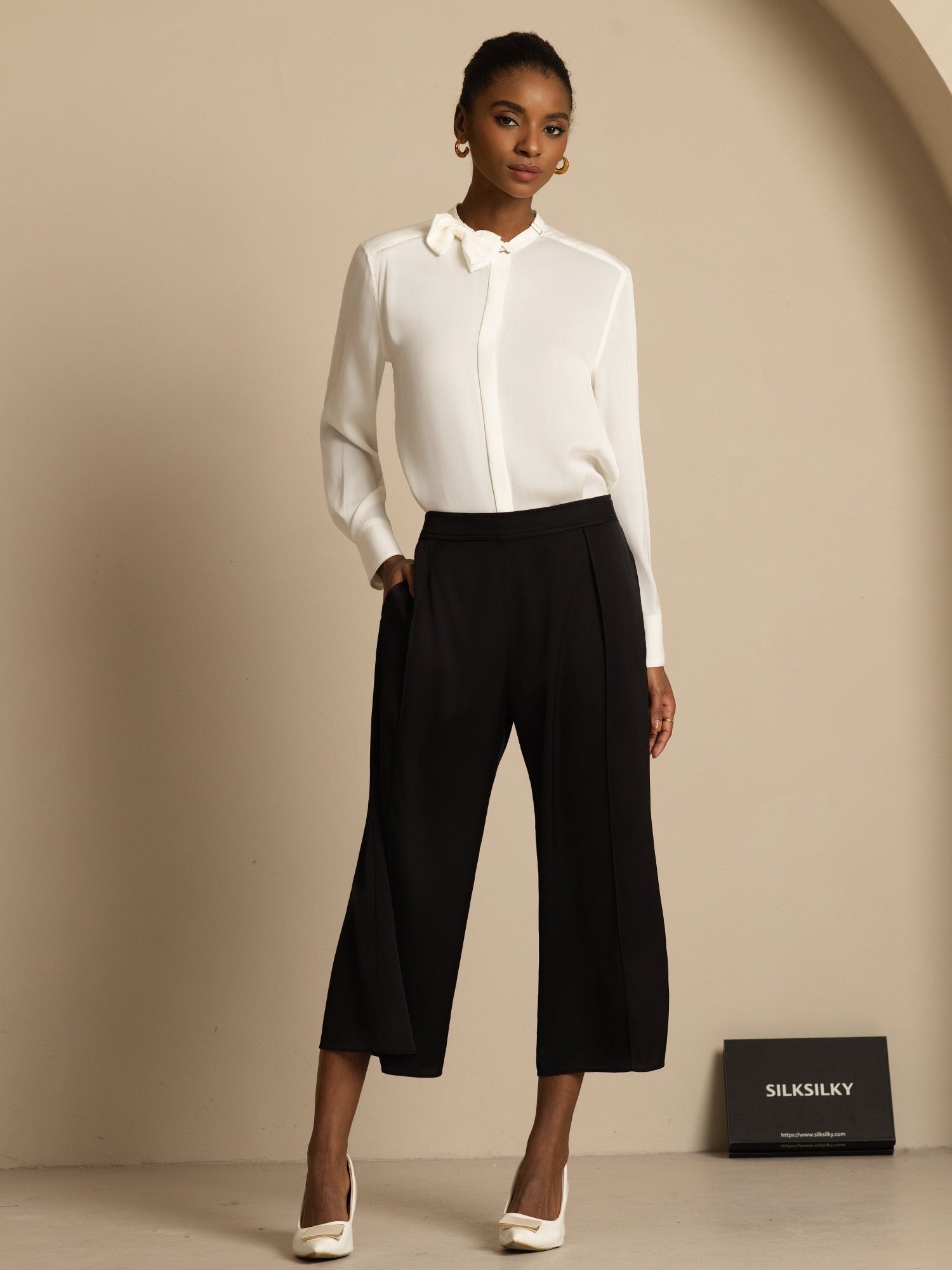 [أبيض] SilkSilky-SA 19Momme الحرير الأكمام الطويلة ياقة القاع بلوزة 008