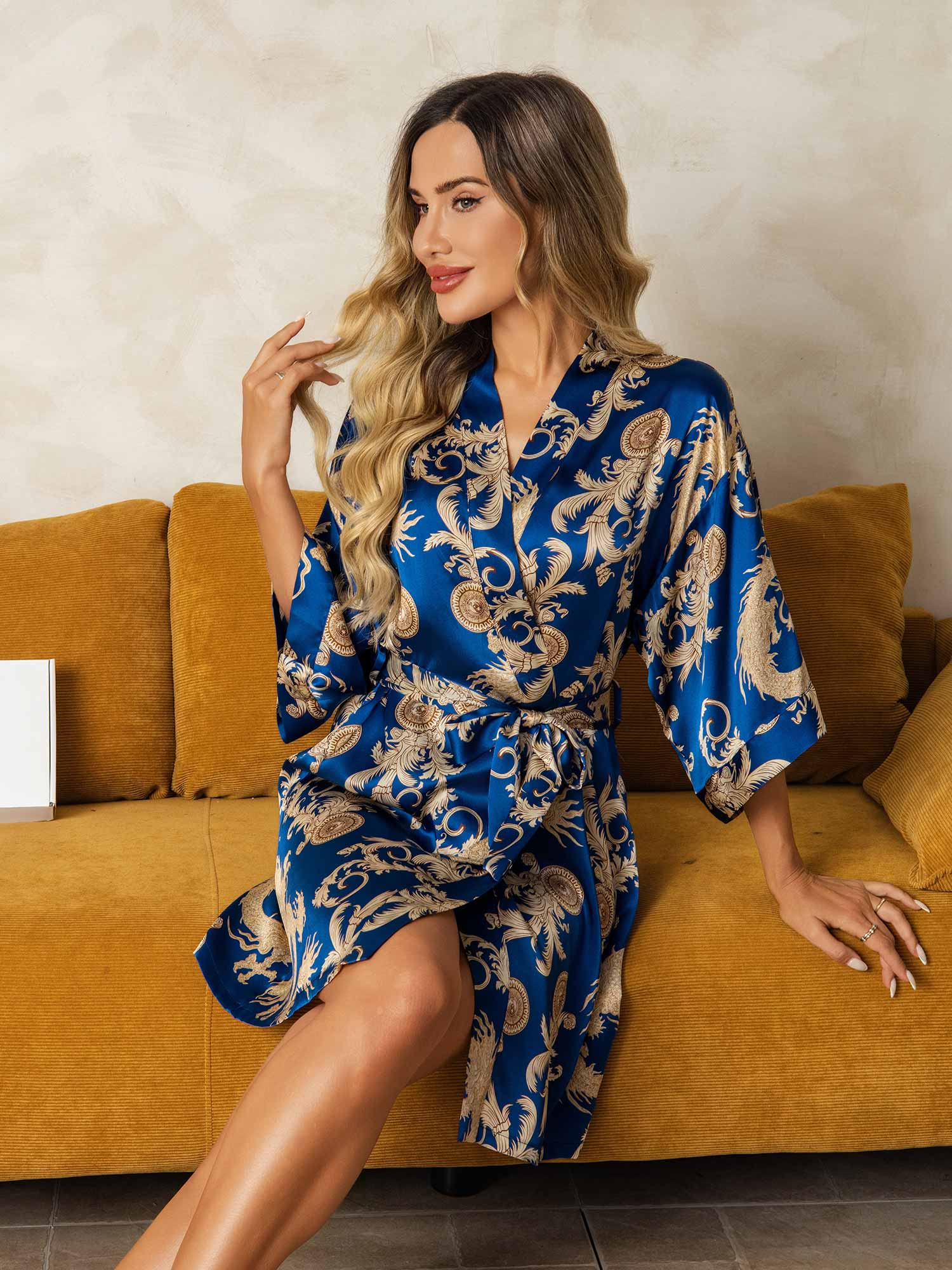 [تنين نيفي] SilkSilky-SA الحرير الخالص رقبة على شكل حرف V رداء حمام نسائي 004