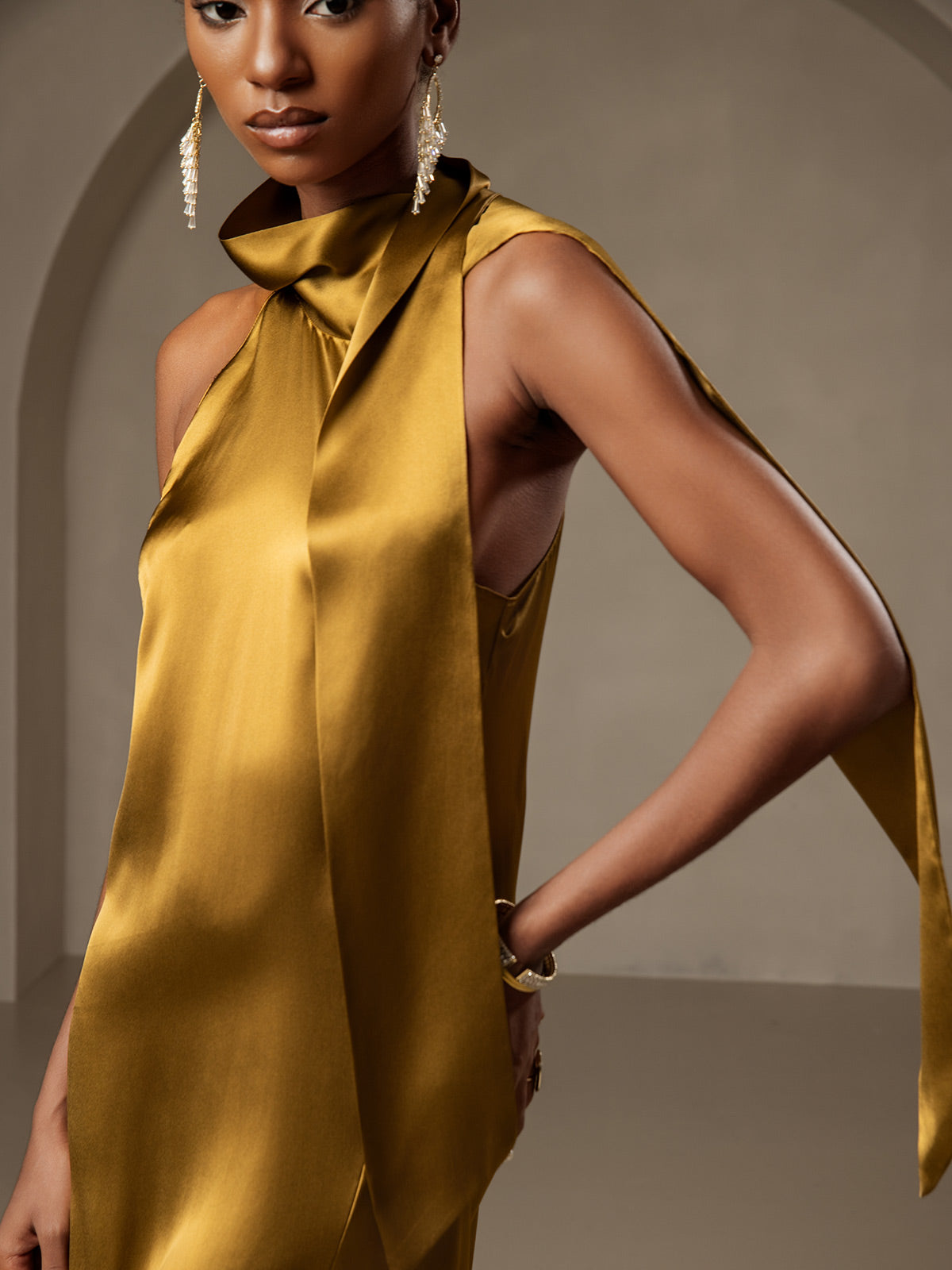 [بني] SilkSilky-SA 19Momme الحرير بدون أكمام تعادل الرقبة فساتين نسائية 003