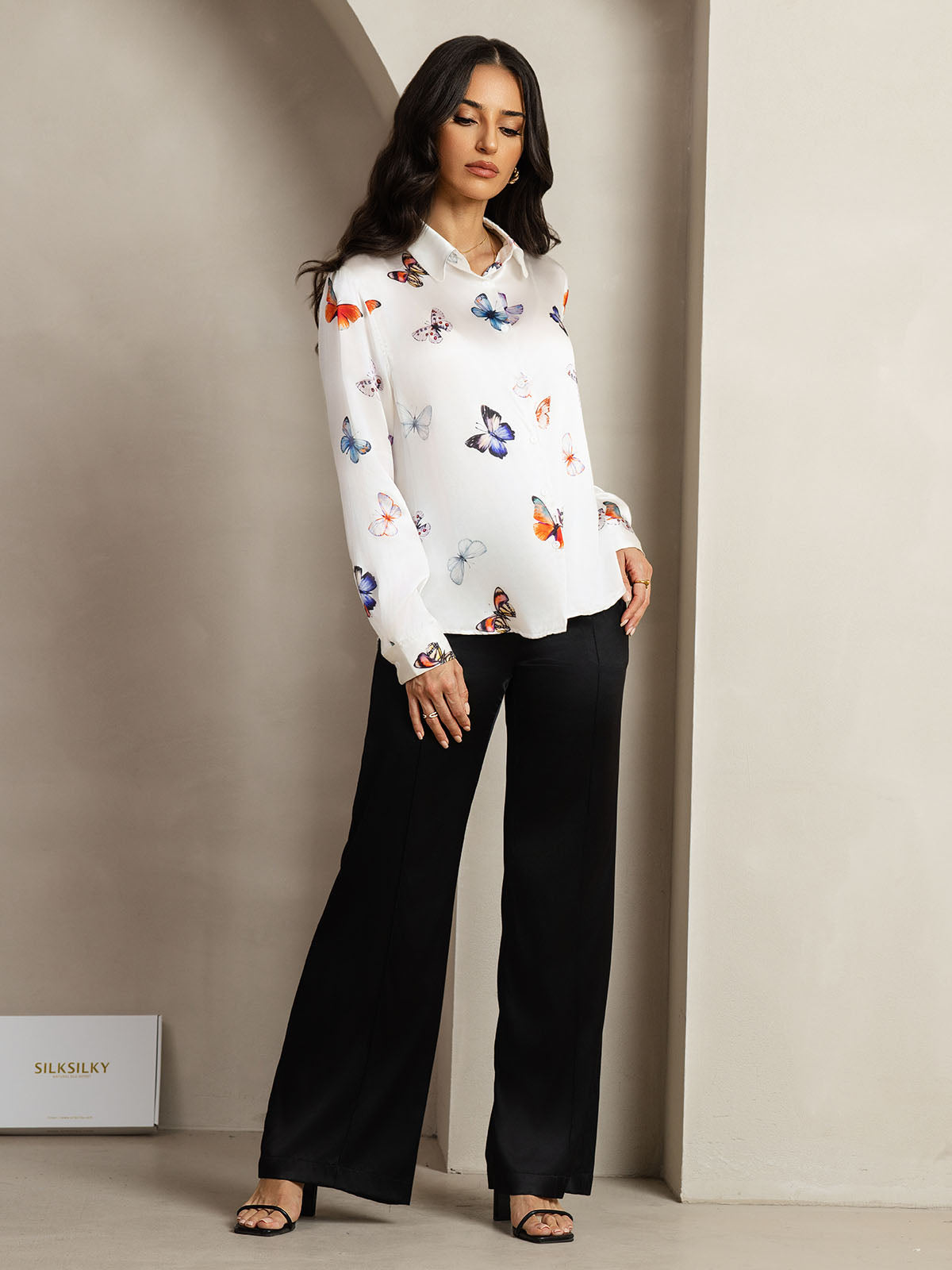[فراشة بيضاء] SilkSilky-SA الحرير Lapel Collar بلايز نسائية 007