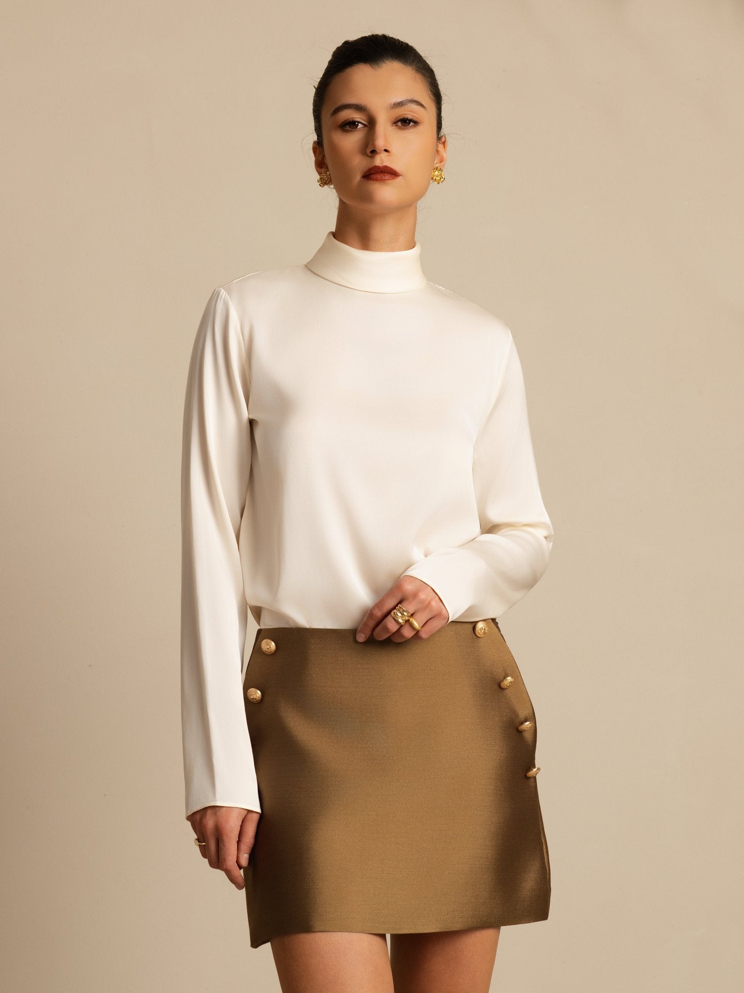 [شامبانيا] SilkSilky-SA 19Momme الحرير الأكمام الطويلة ياقة مدورة تي شيرت نسائية 005