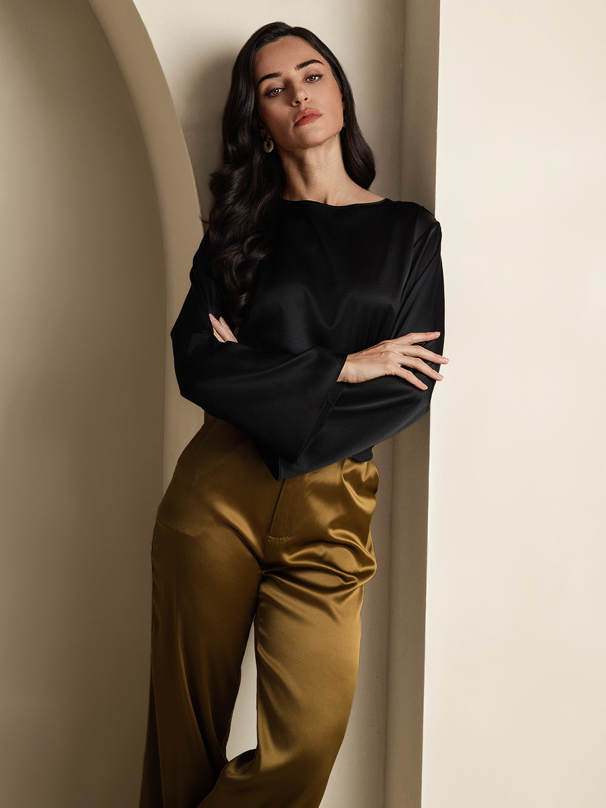 [أسود] SilkSilky-SA 19Momme الحرير الأكمام الطويلة رقبة مستديرة بلوزة 005