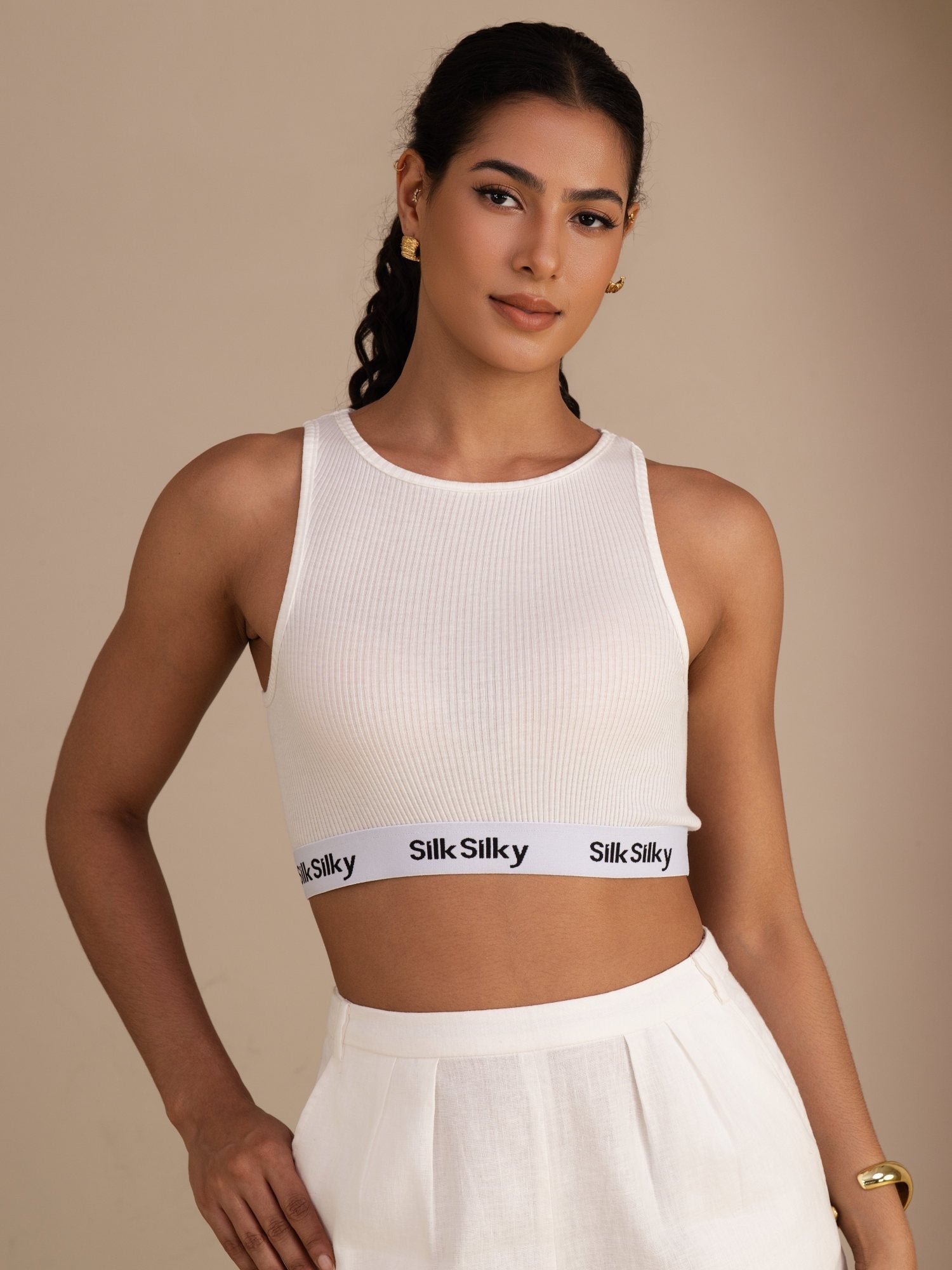 [أبيض] SilkSilky-SA Sleeveless Crew Neck كامي 001