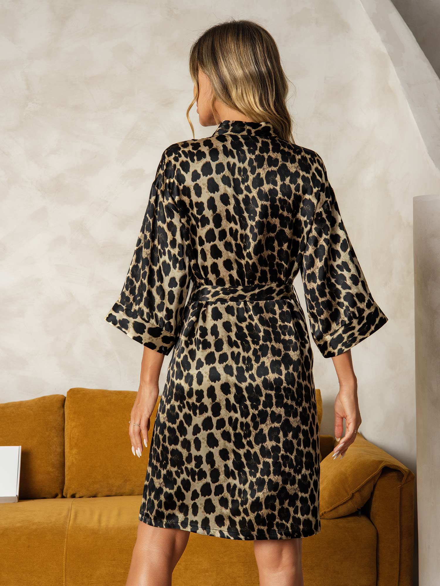 [فهد] SilkSilky-SA الحرير الخالص Womens Robe 002